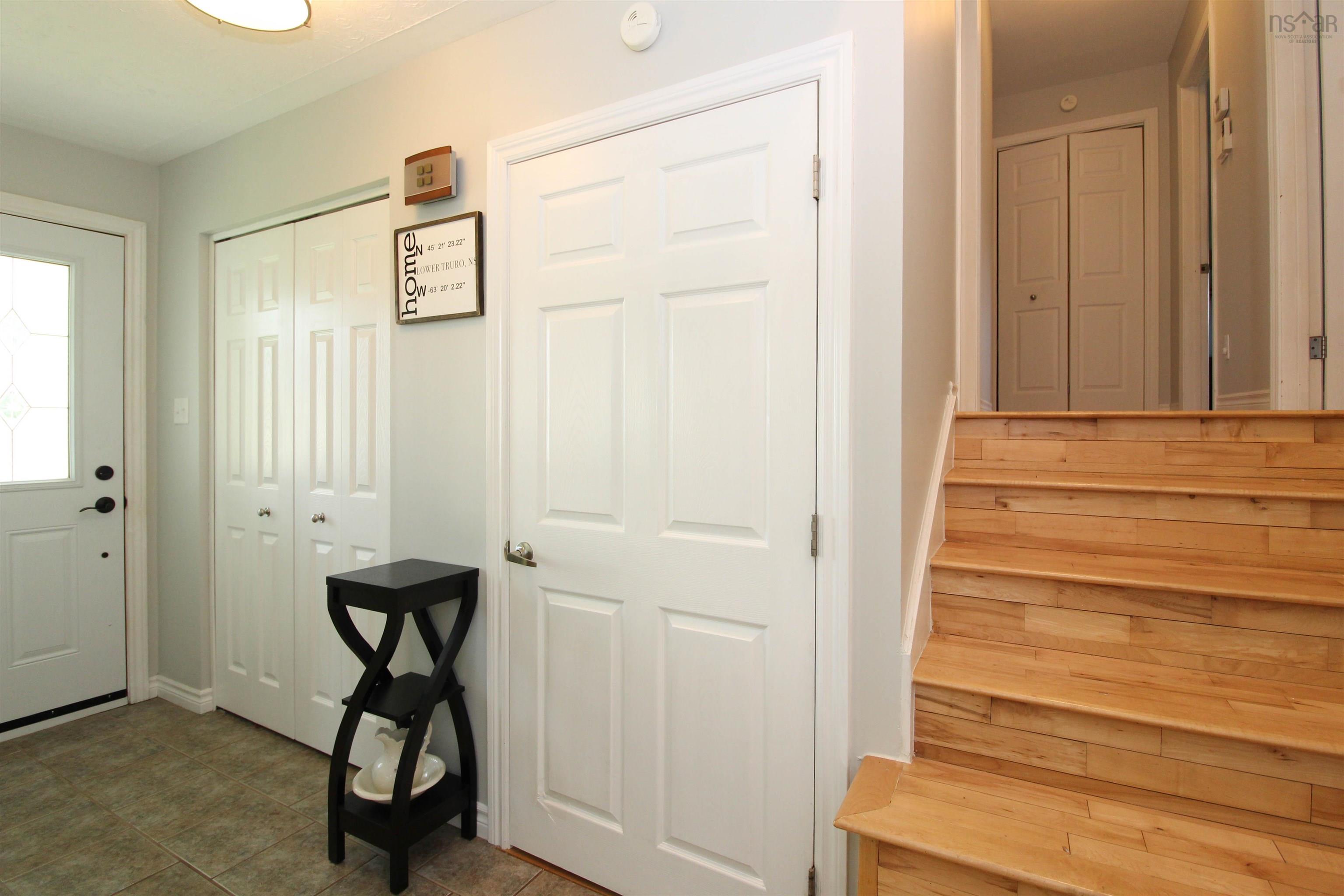 $555,000.00: 33 Downsview Drive, Truro