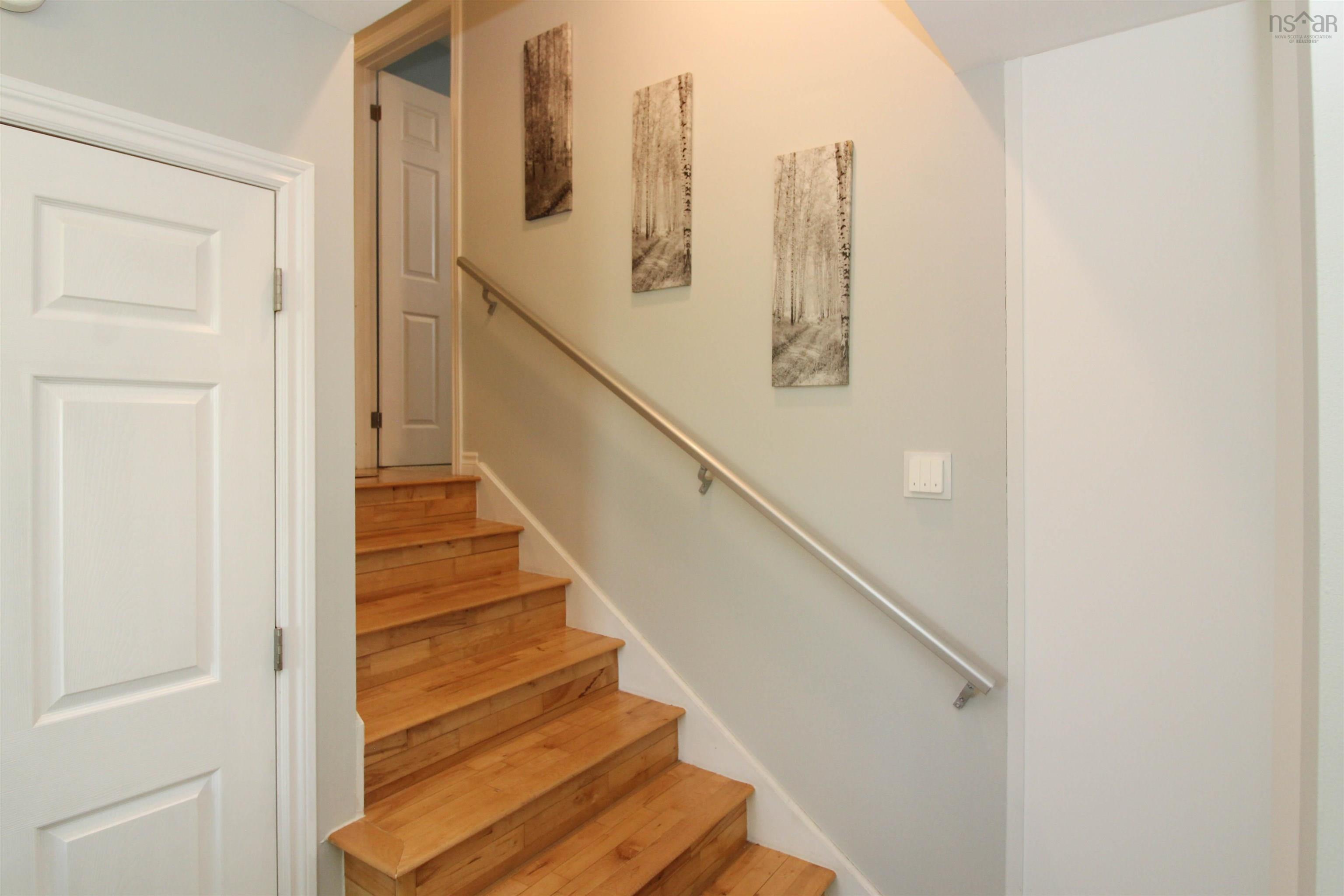 $555,000.00: 33 Downsview Drive, Truro