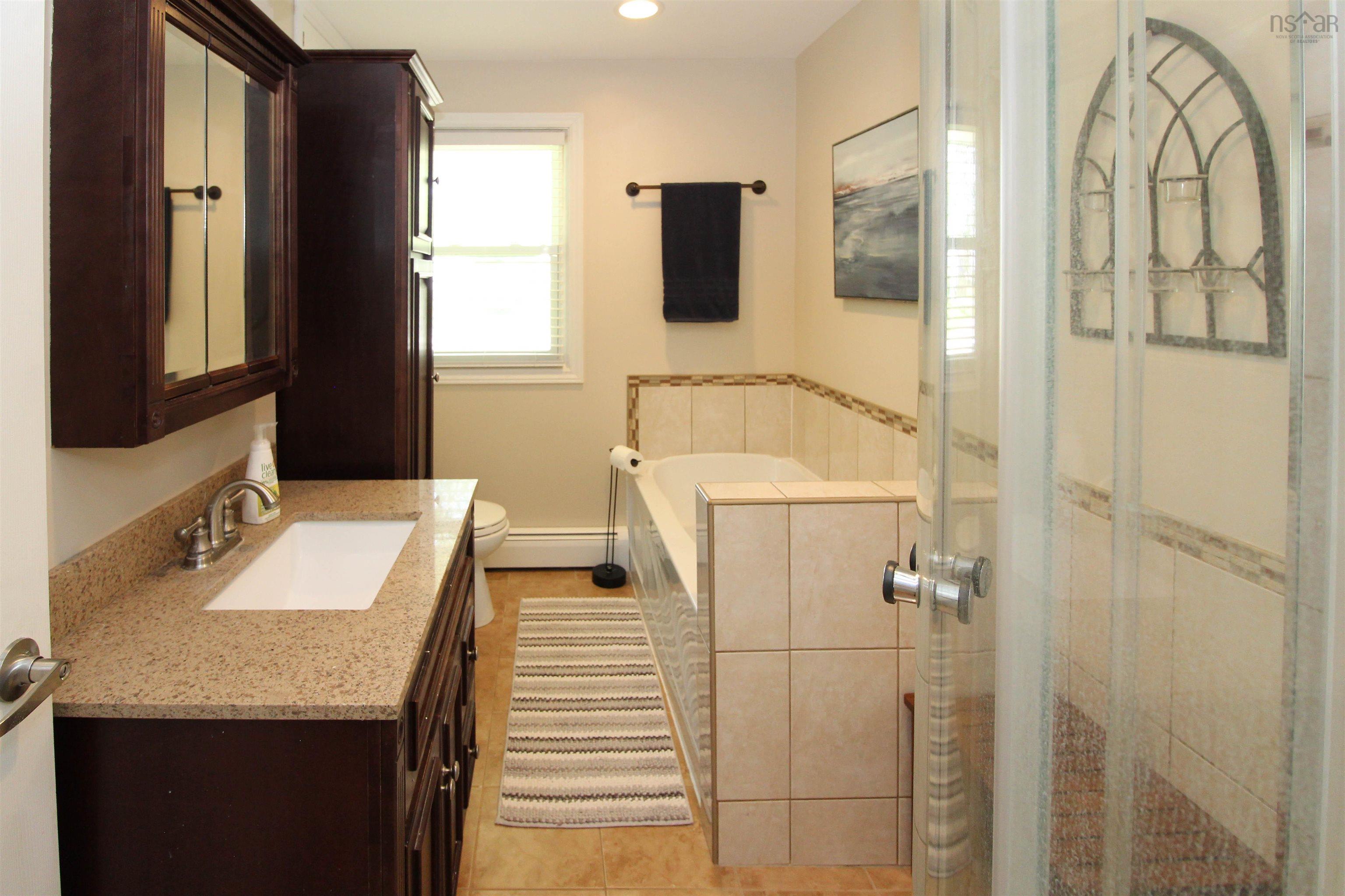 $555,000.00: 33 Downsview Drive, Truro