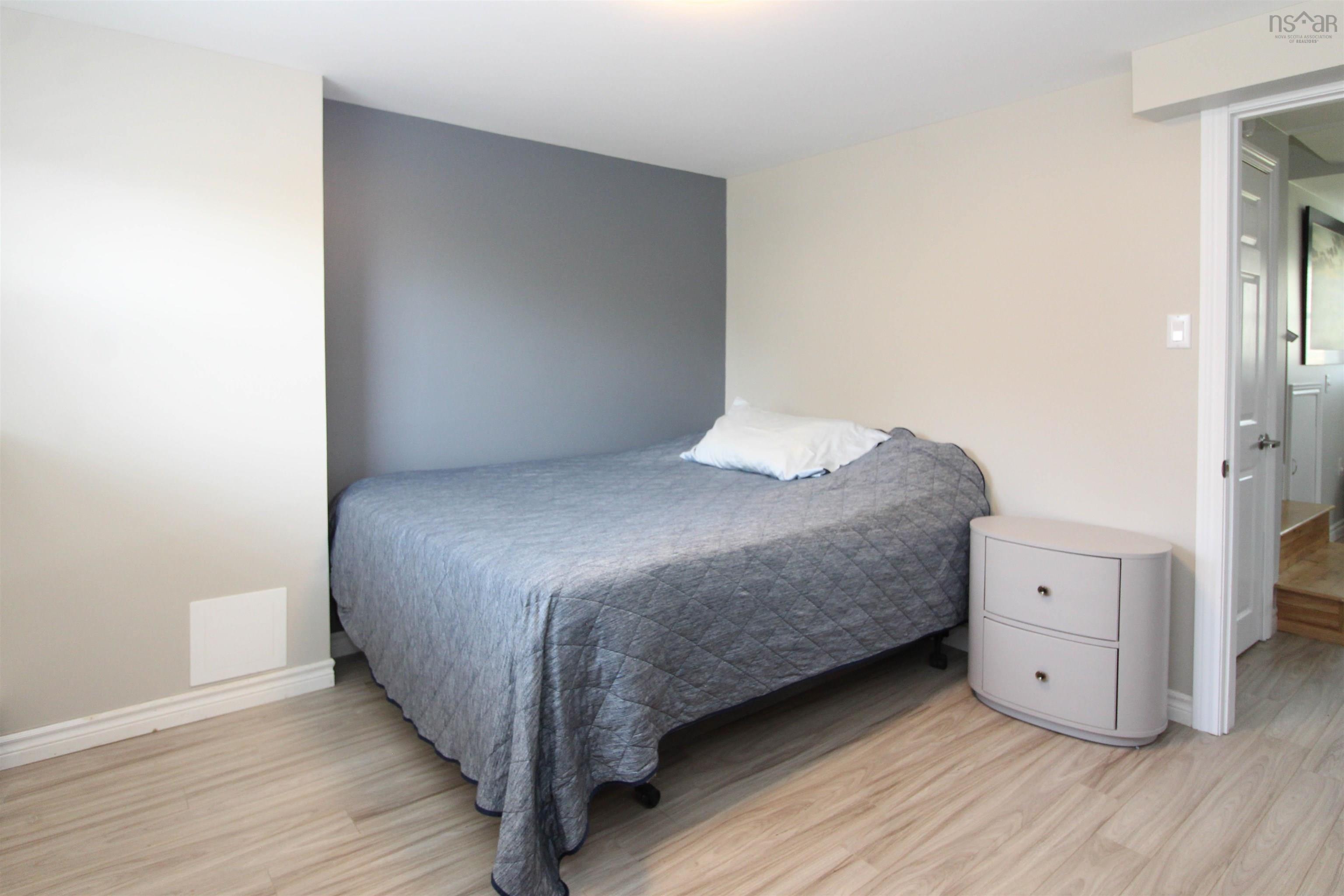 $555,000.00: 33 Downsview Drive, Truro