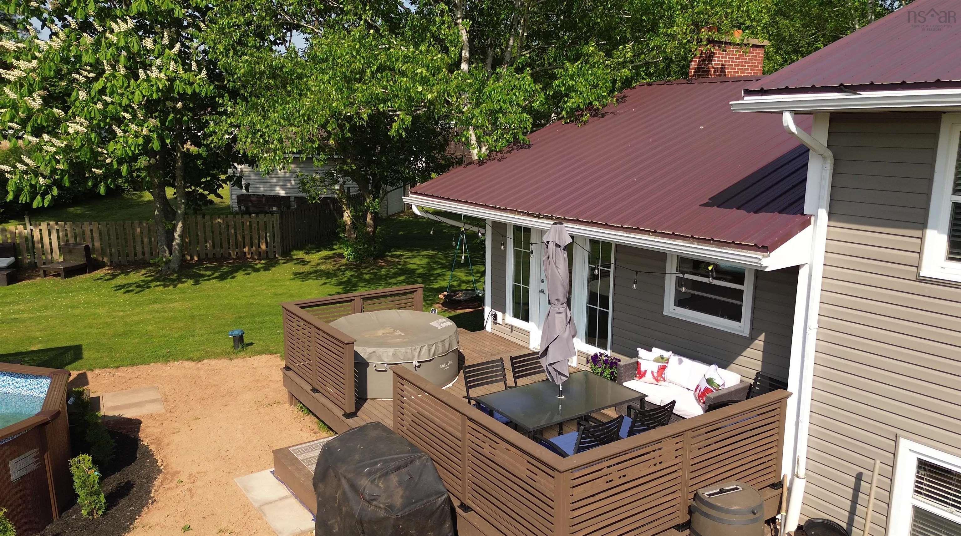 $555,000.00: 33 Downsview Drive, Truro