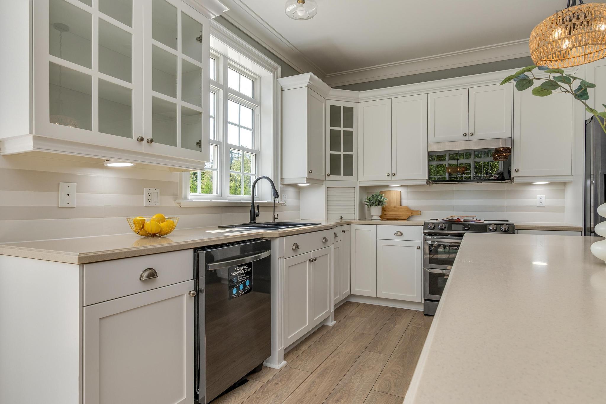 $1,100,000.00: 16 Harvest Lane, Upper Tantallon