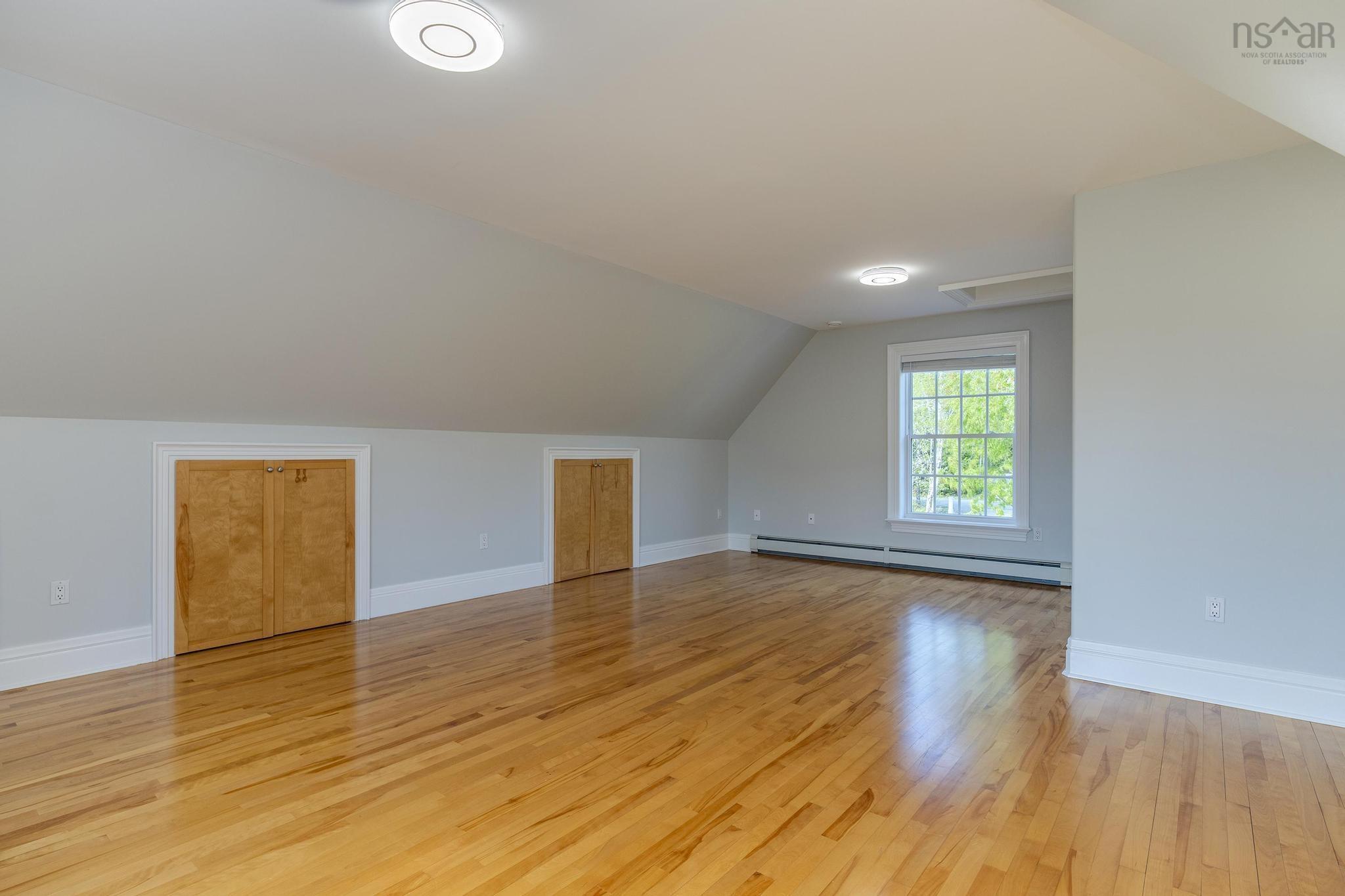 $1,100,000.00: 16 Harvest Lane, Upper Tantallon