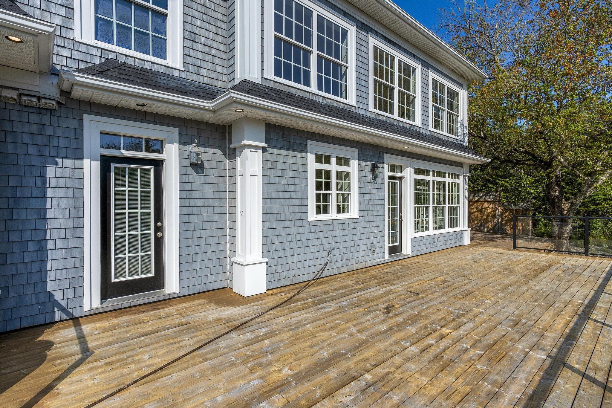 $1,100,000.00: 16 Harvest Lane, Upper Tantallon