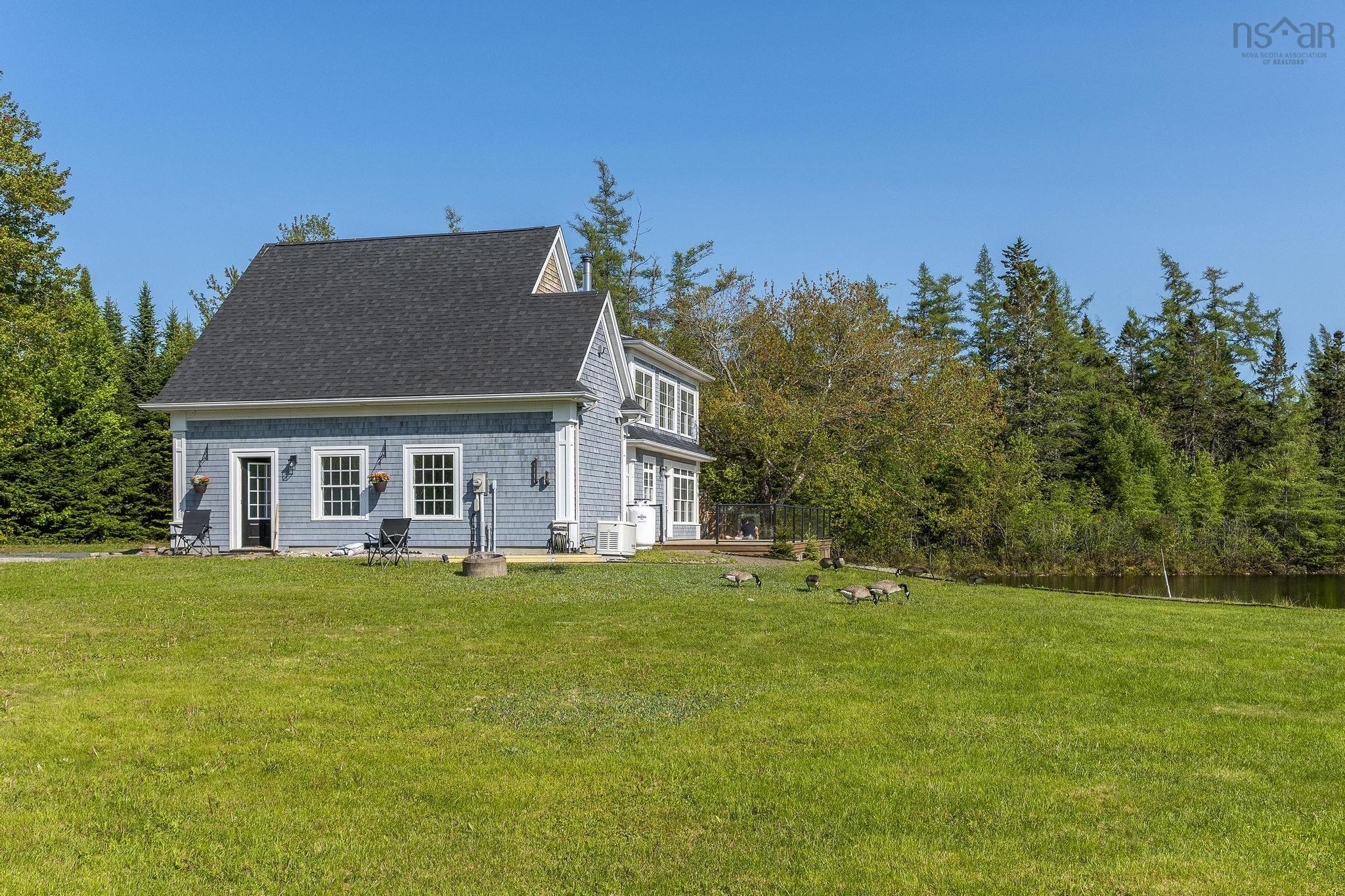 $1,100,000.00: 16 Harvest Lane, Upper Tantallon