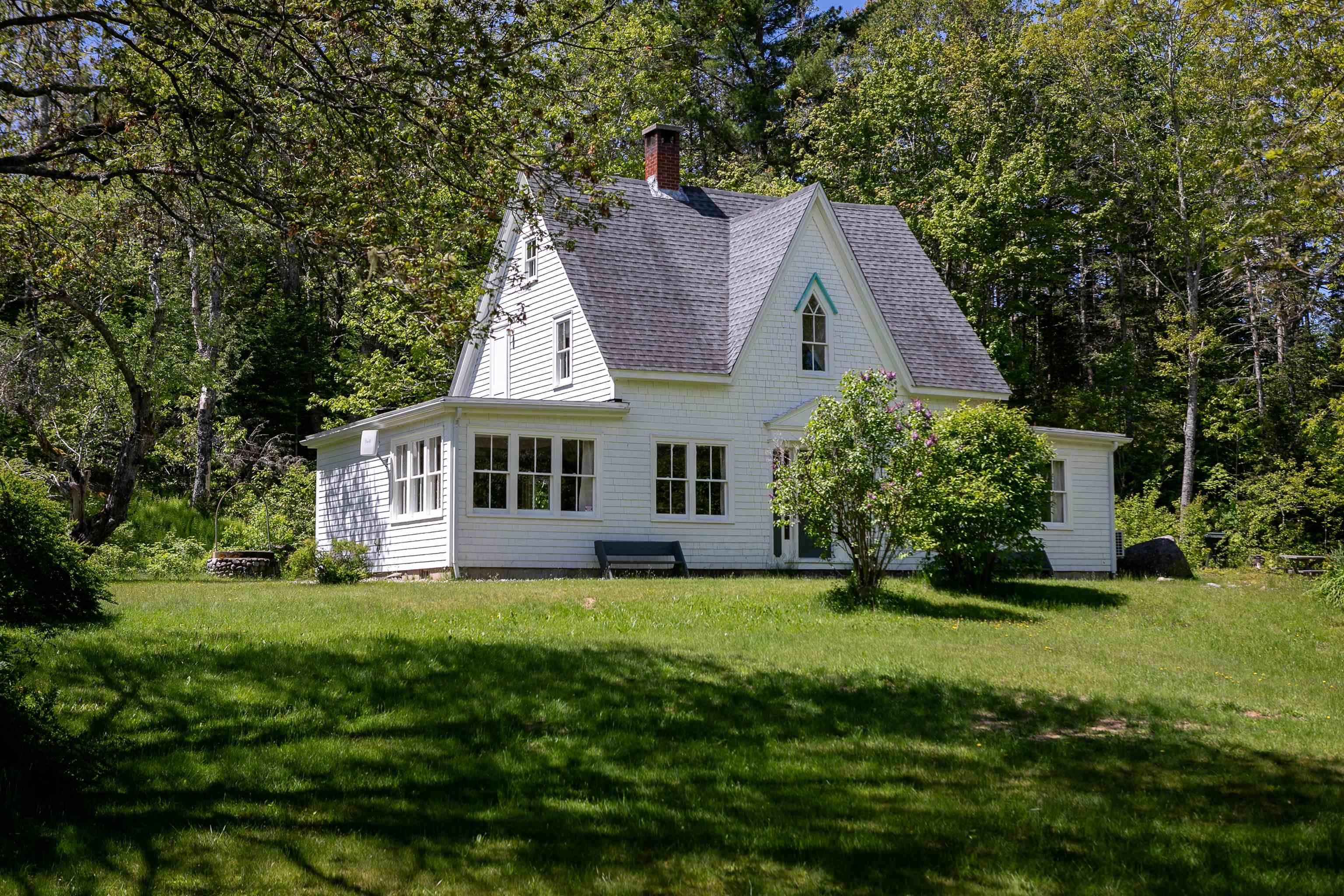 $1,399,000.00: 16 & 36 Latimer Lane, Chester Basin