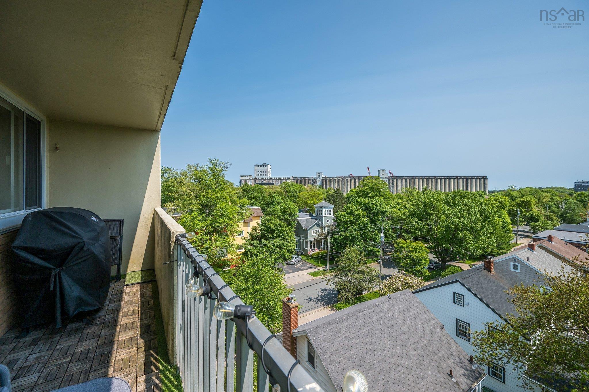 $329,900.00: 601 990 McLean Street, Halifax