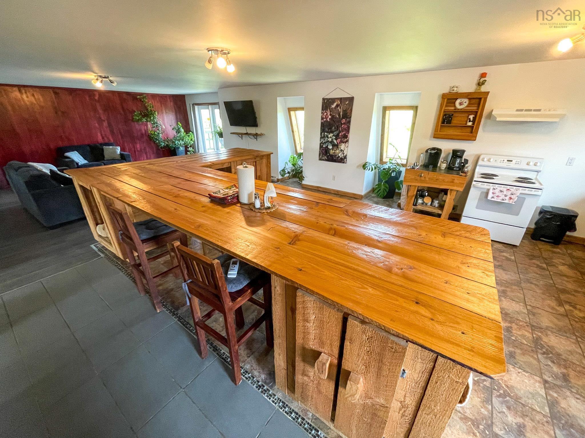 $699,000.00: 673 Black Rock Road, Black Rock