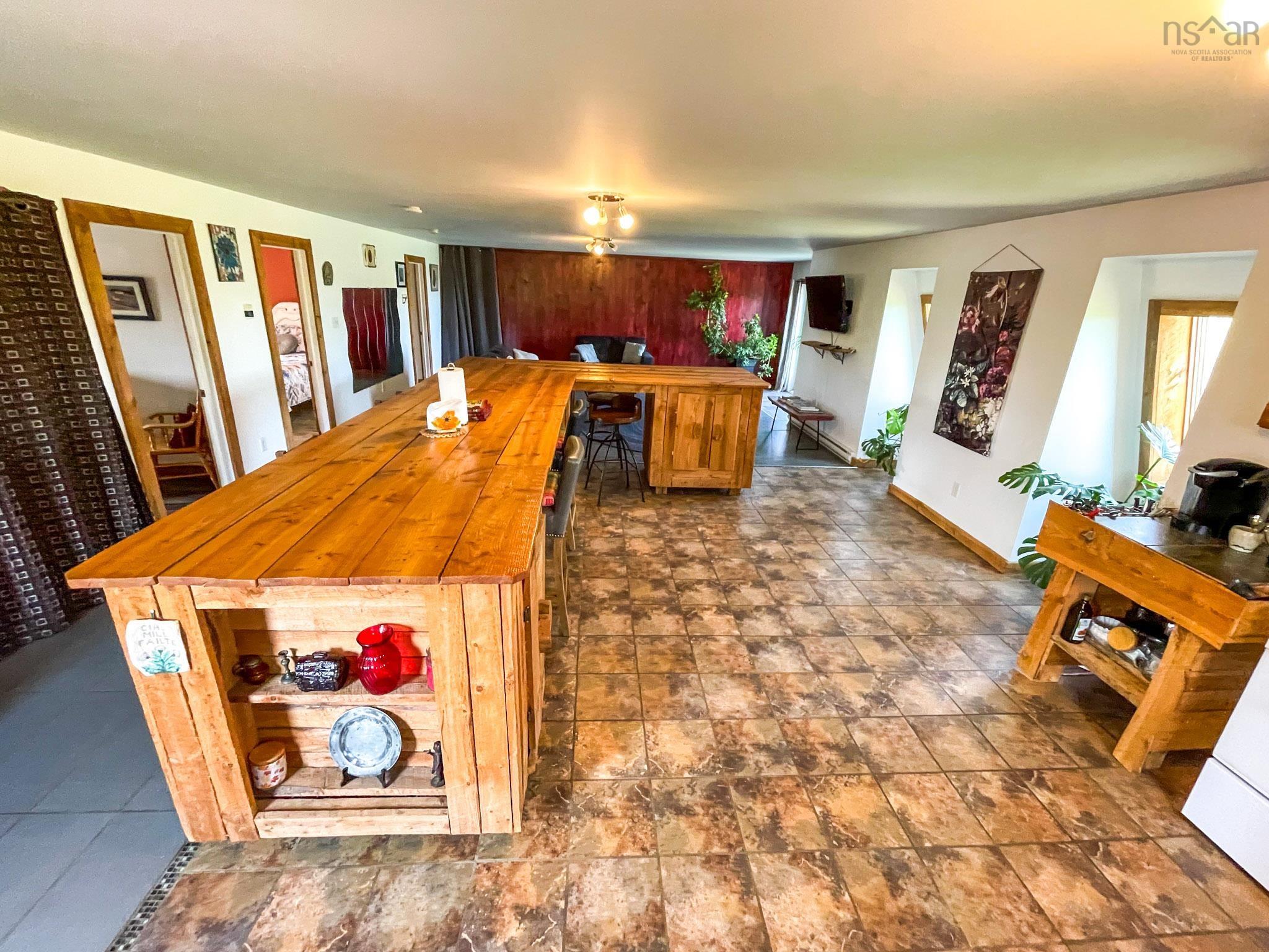 $699,000.00: 673 Black Rock Road, Black Rock