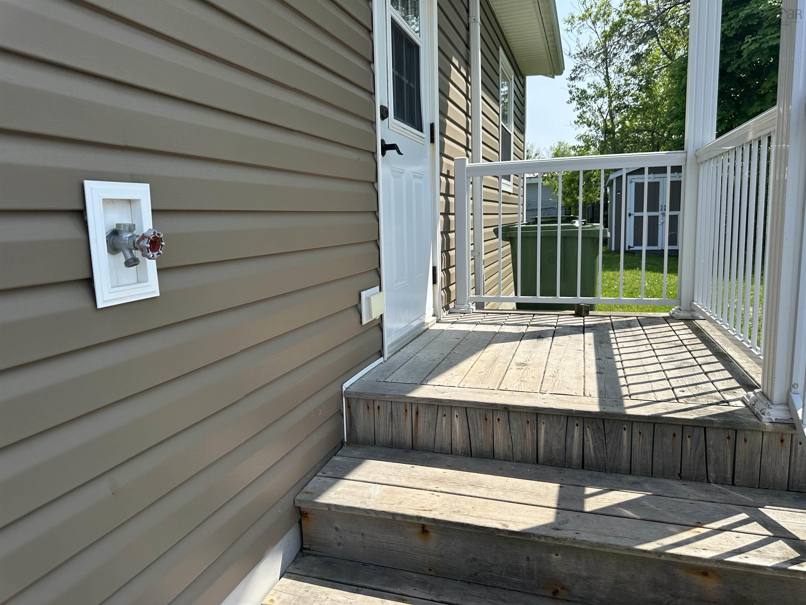 $289,900.00: 101 Acadia Avenue, Stellarton