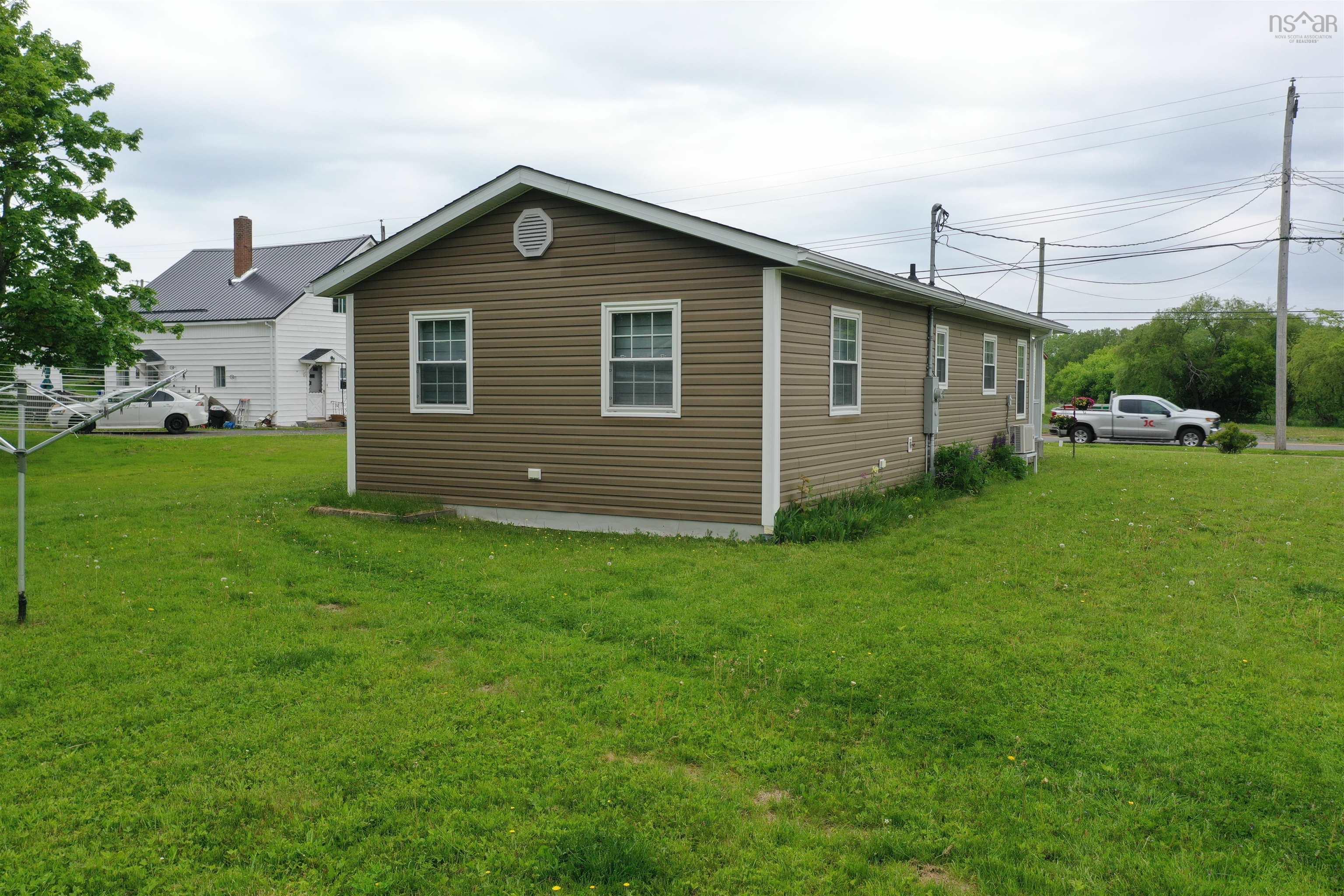 $289,900.00: 101 Acadia Avenue, Stellarton