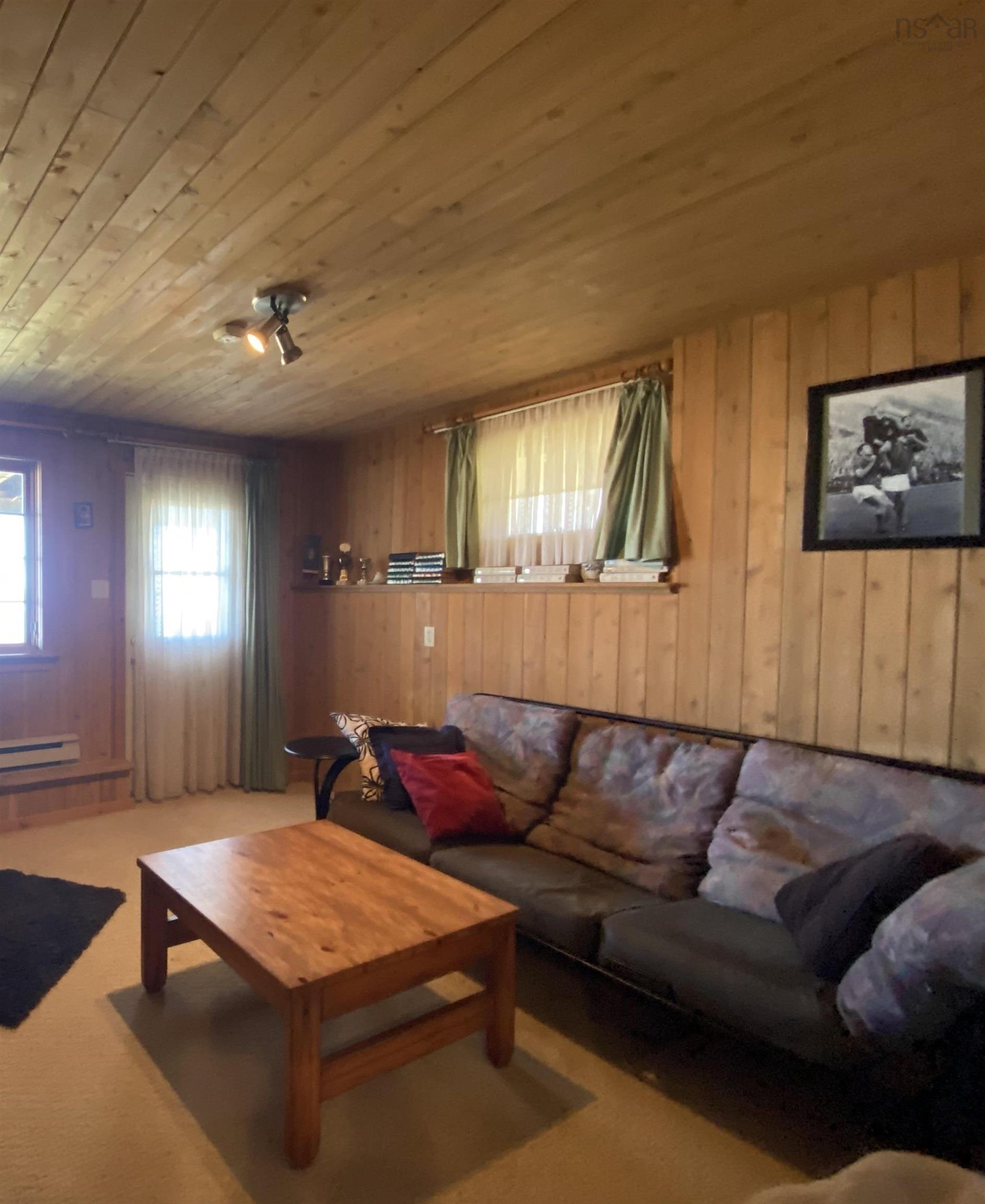 $699,000.00: 165 Diana Mountain Road, The Points West Bay