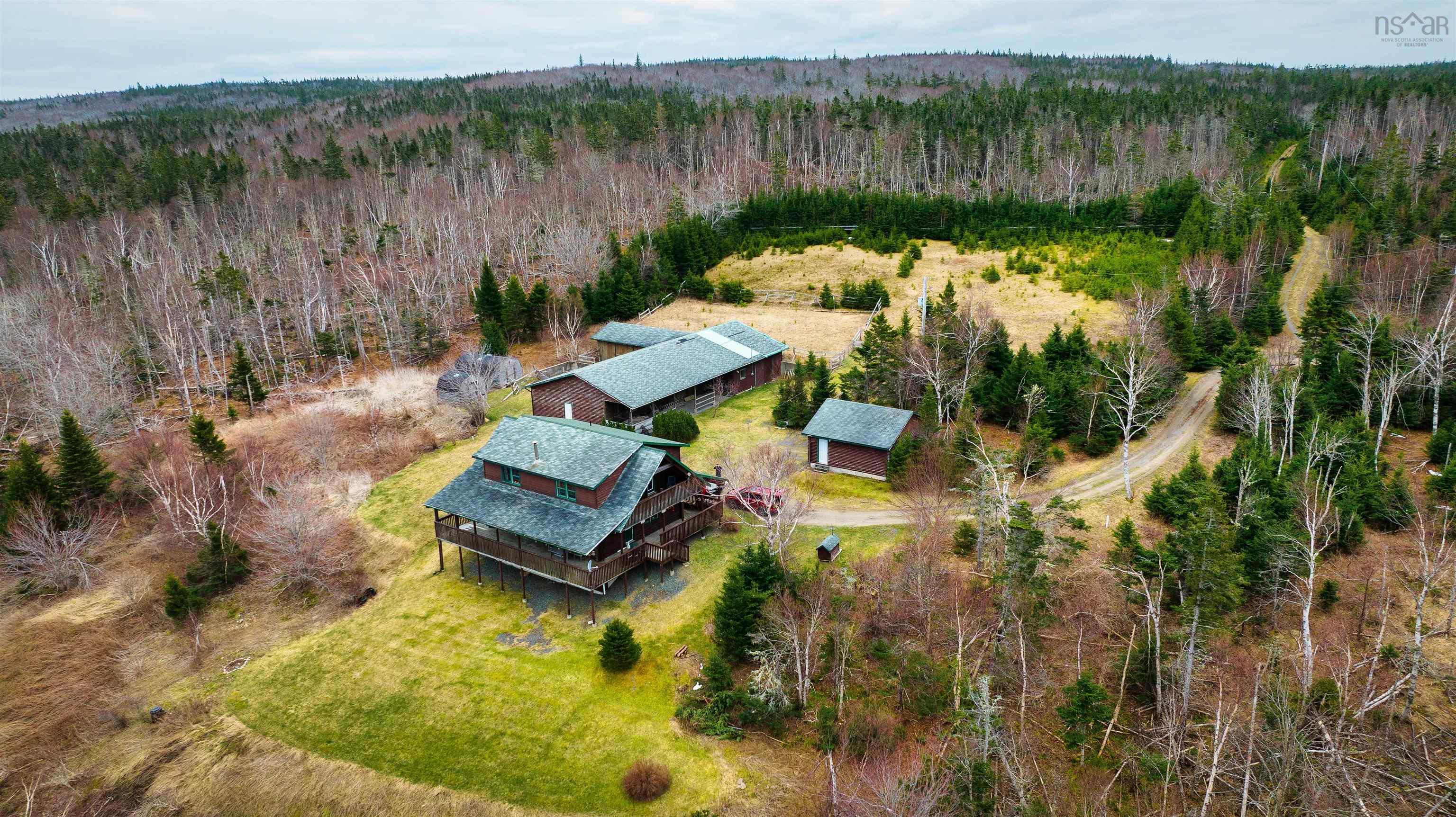 $699,000.00: 165 Diana Mountain Road, The Points West Bay