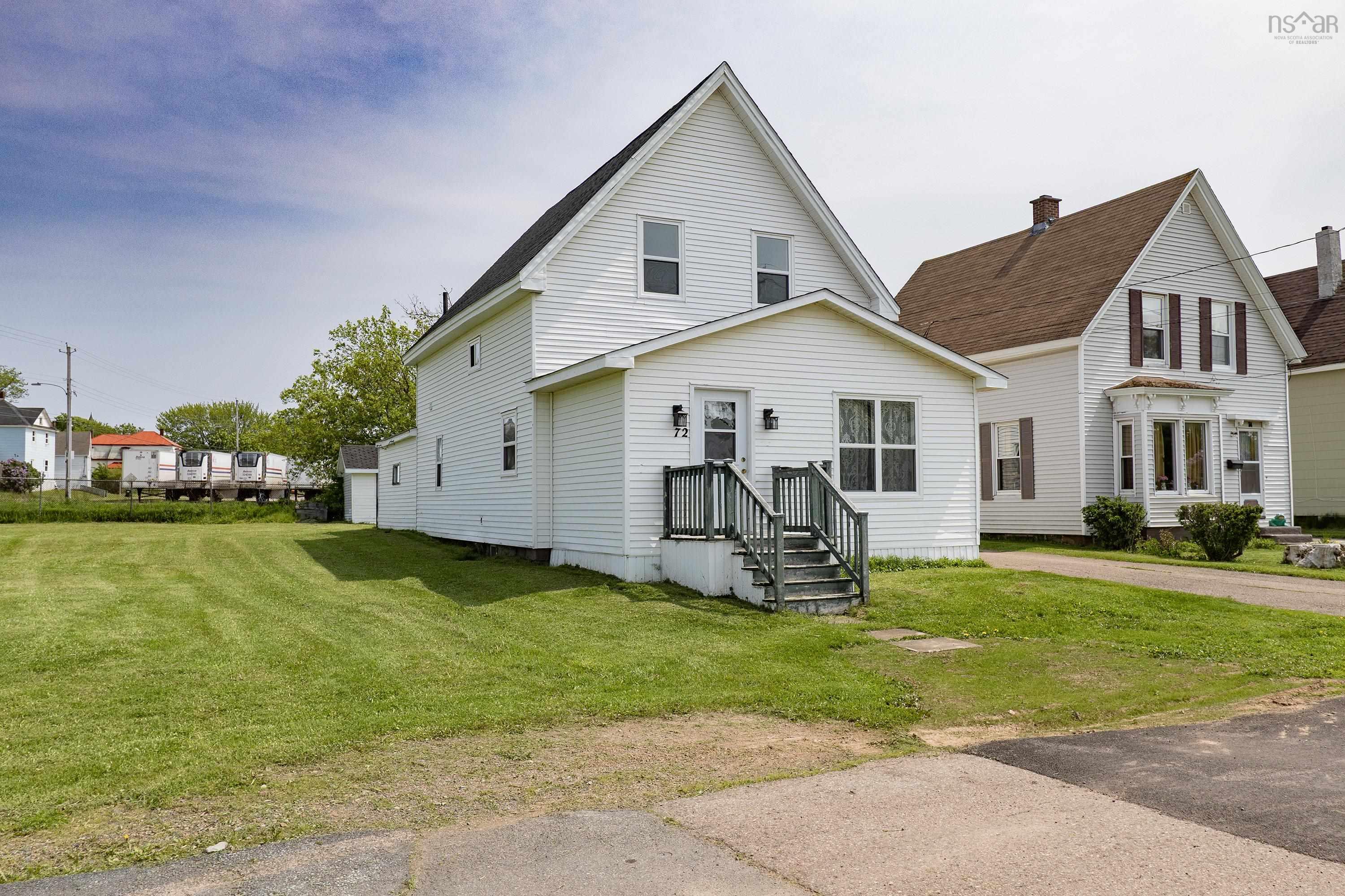 $199,900.00: 72 Lower LaPlanche Street, Amherst