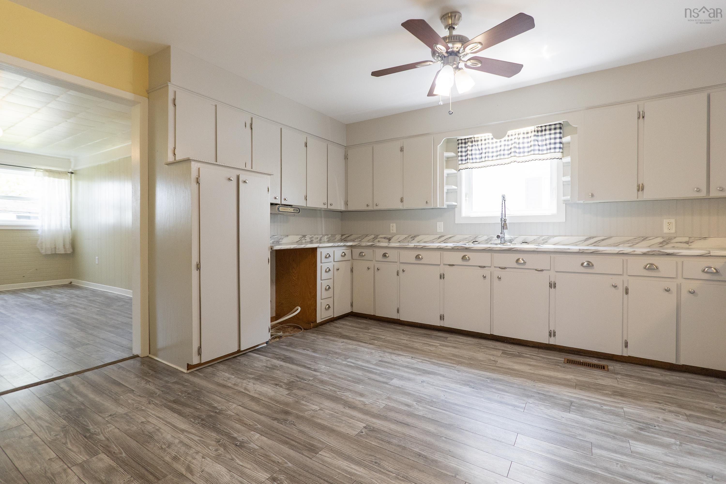 $199,900.00: 72 Lower LaPlanche Street, Amherst