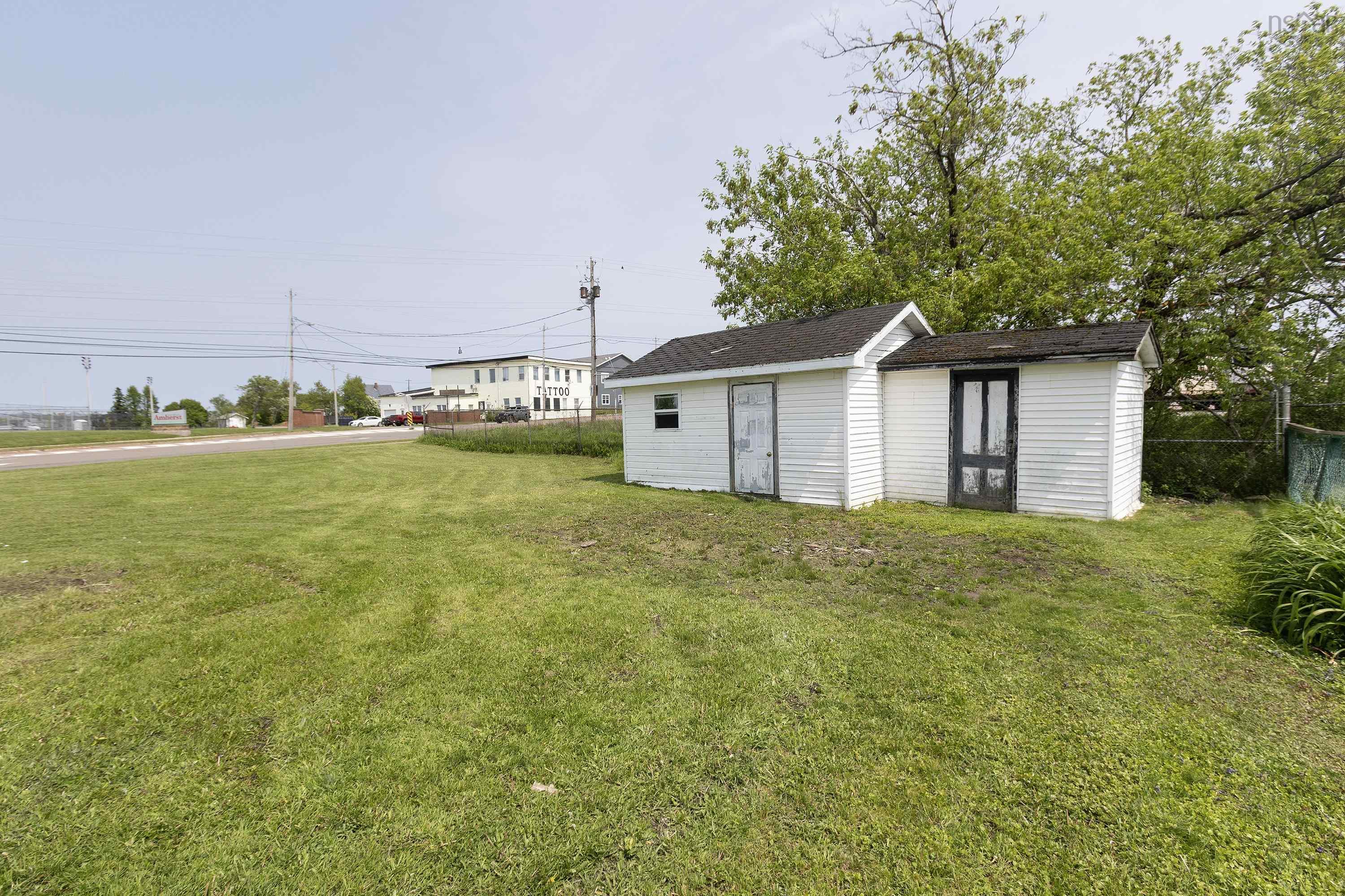 $199,900.00: 72 Lower LaPlanche Street, Amherst