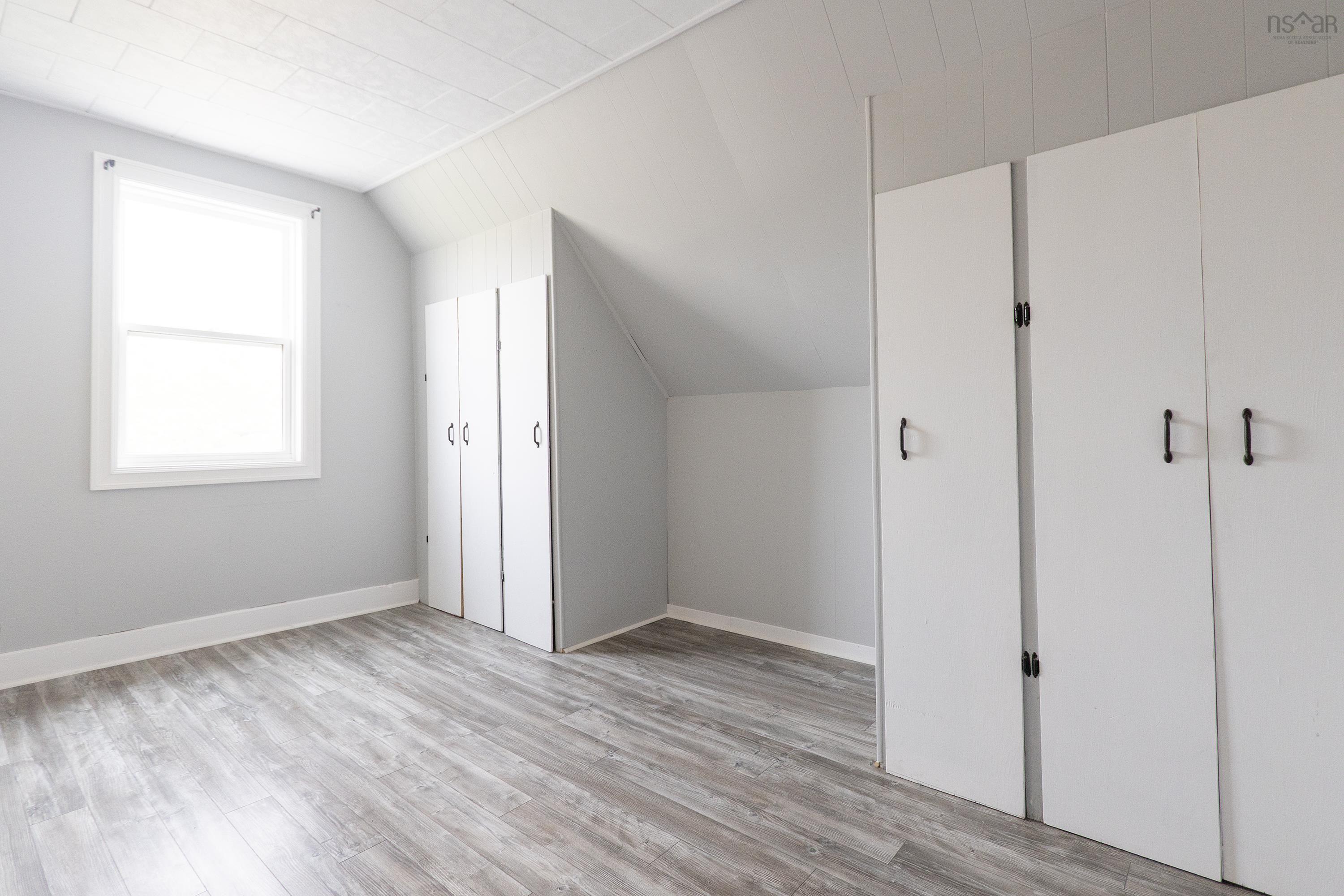 $199,900.00: 72 Lower LaPlanche Street, Amherst