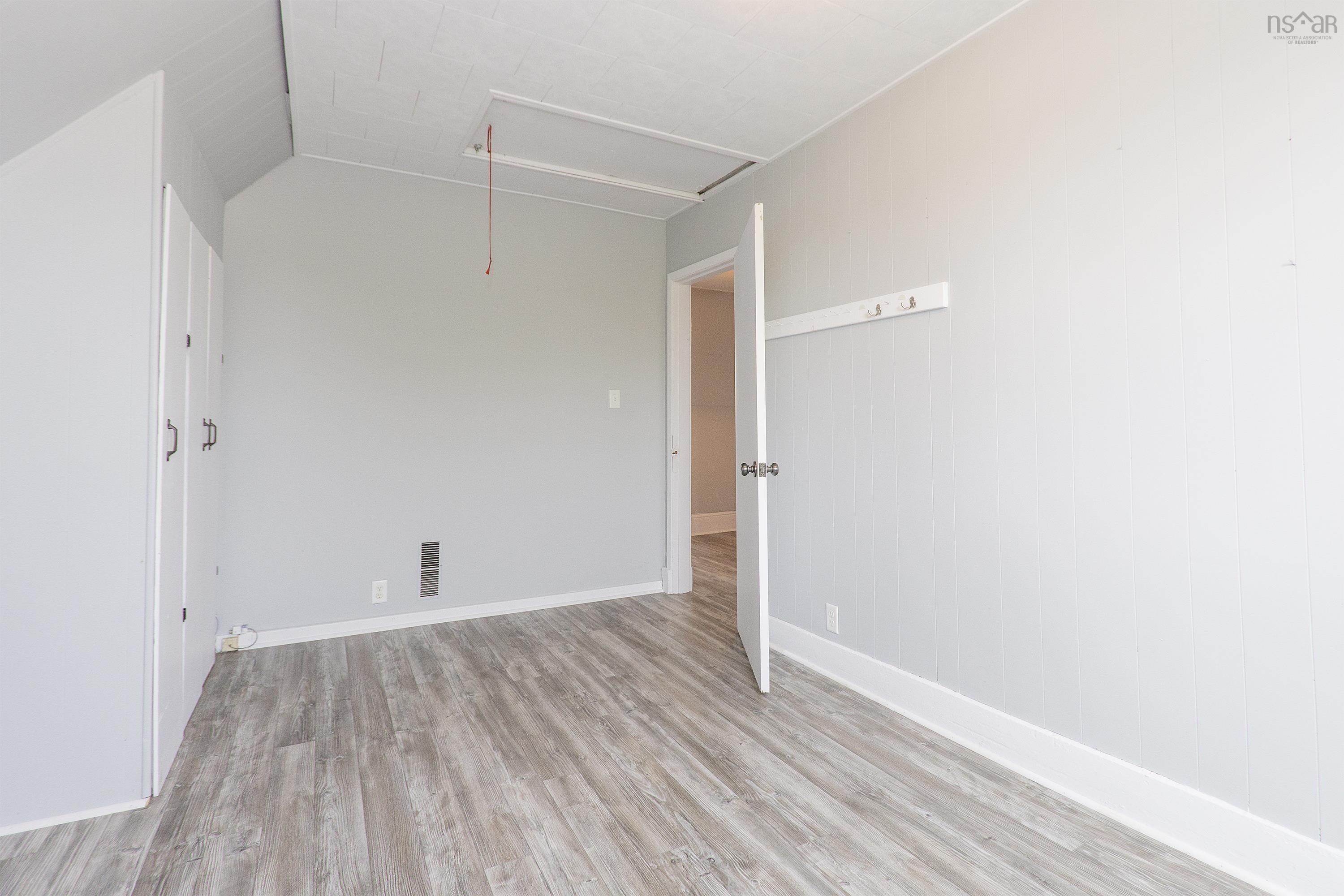 $199,900.00: 72 Lower LaPlanche Street, Amherst