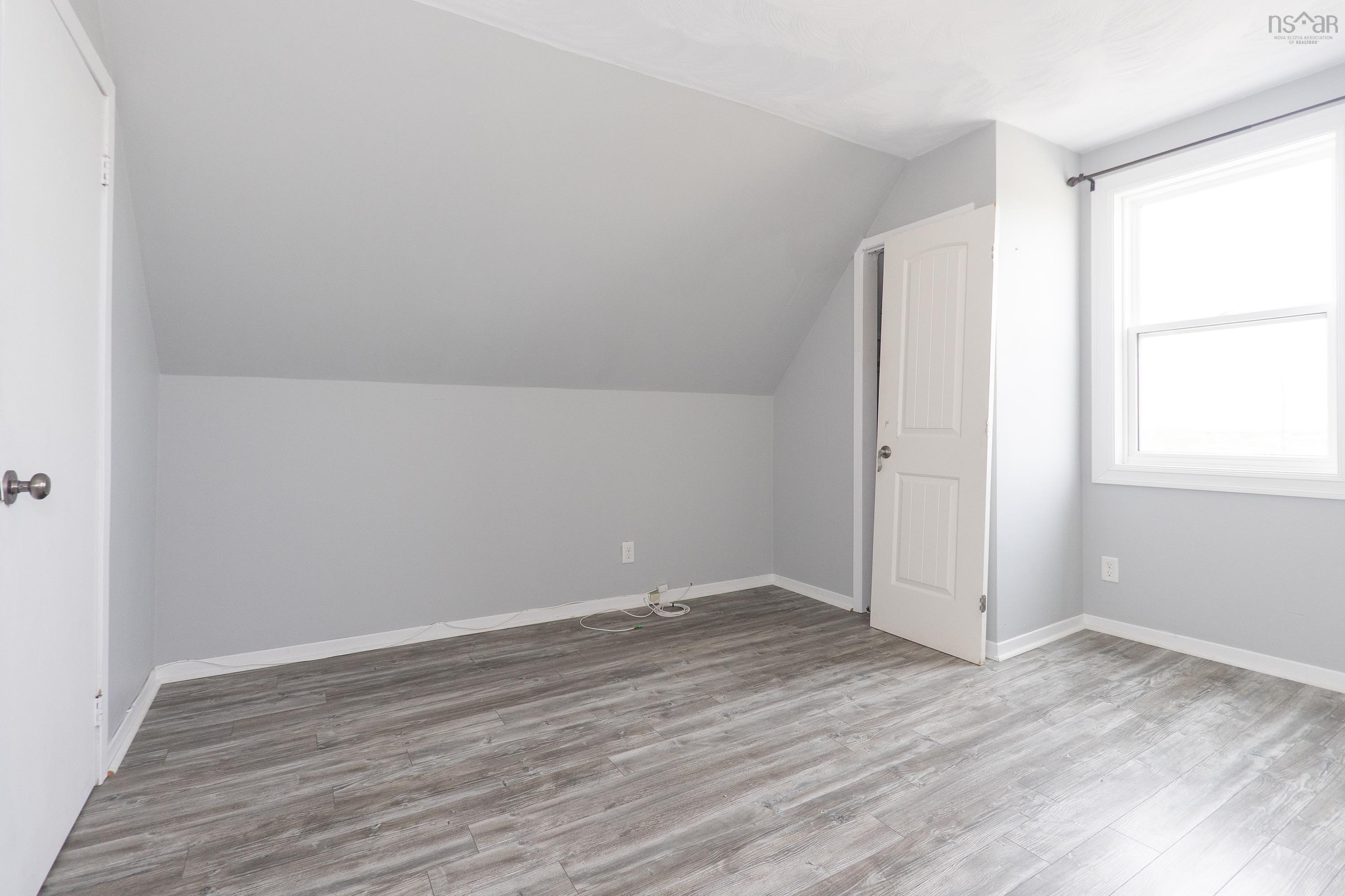 $199,900.00: 72 Lower LaPlanche Street, Amherst