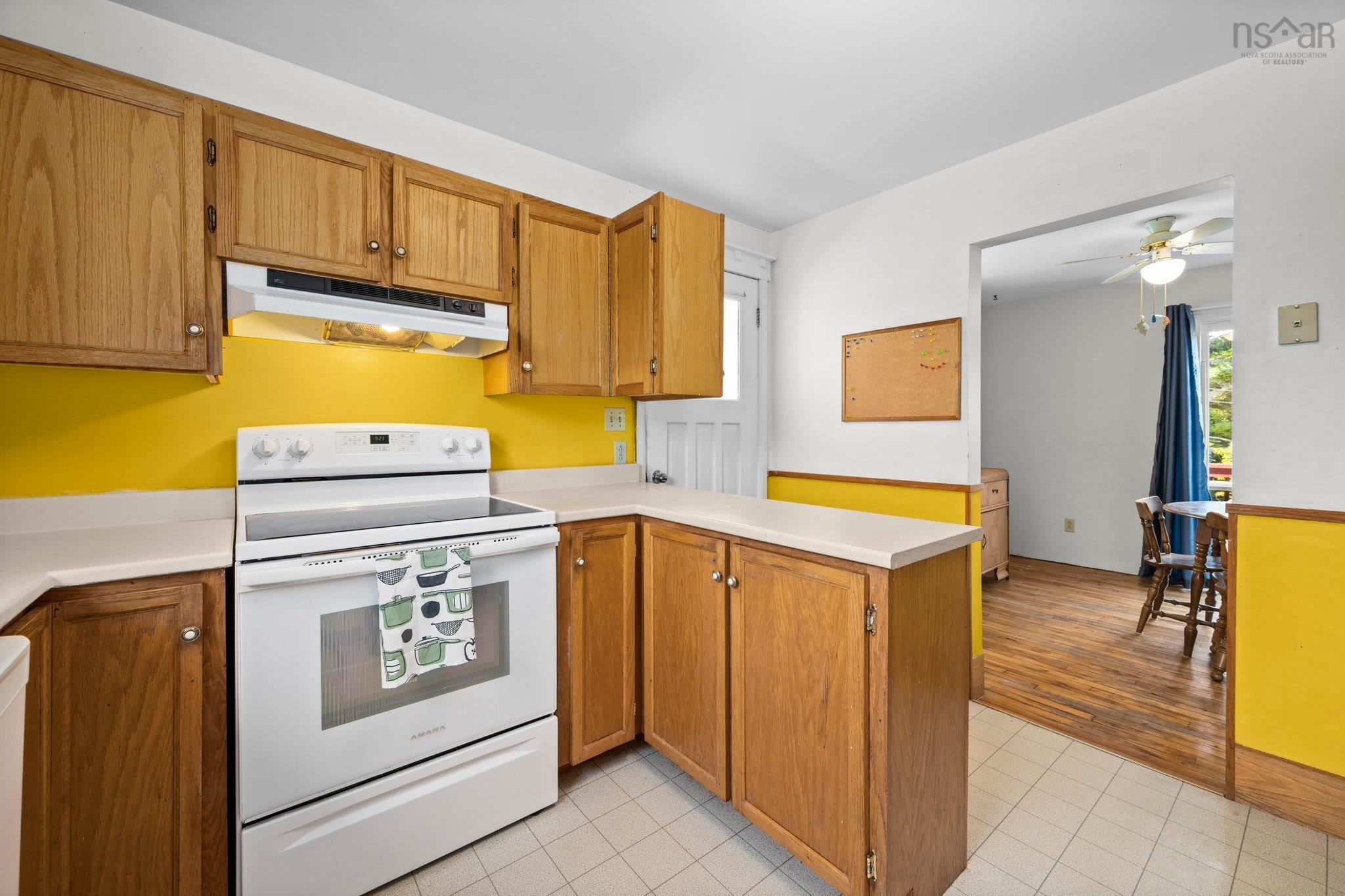 $424,900.00: 23 Rhyno Road, Head Of St. Margarets Bay