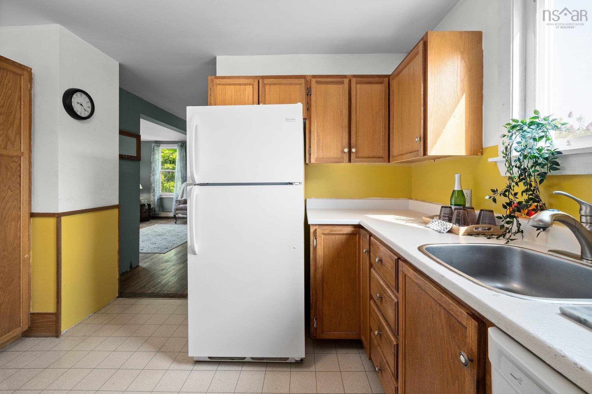 $424,900.00: 23 Rhyno Road, Head Of St. Margarets Bay