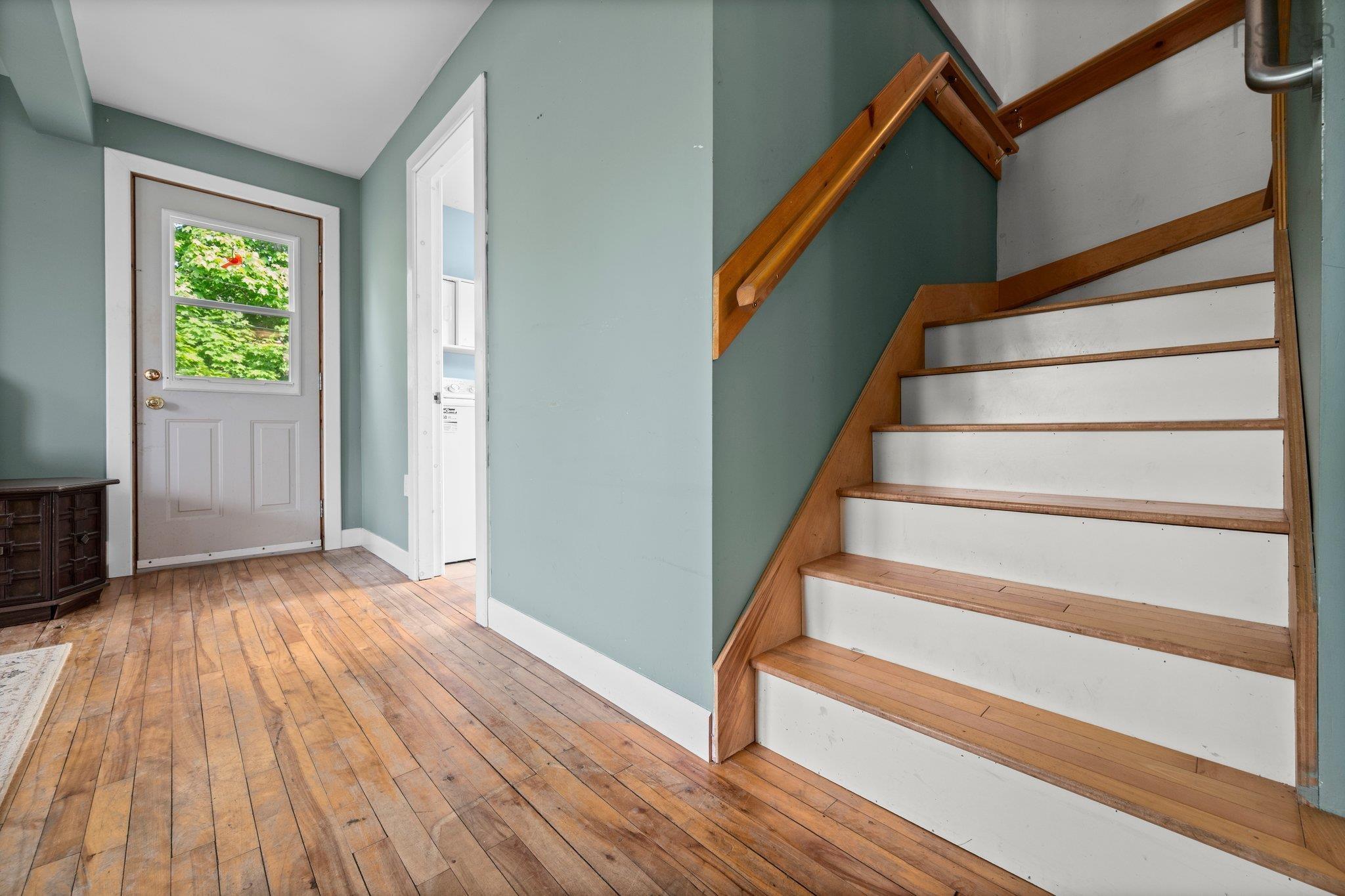 $424,900.00: 23 Rhyno Road, Head Of St. Margarets Bay