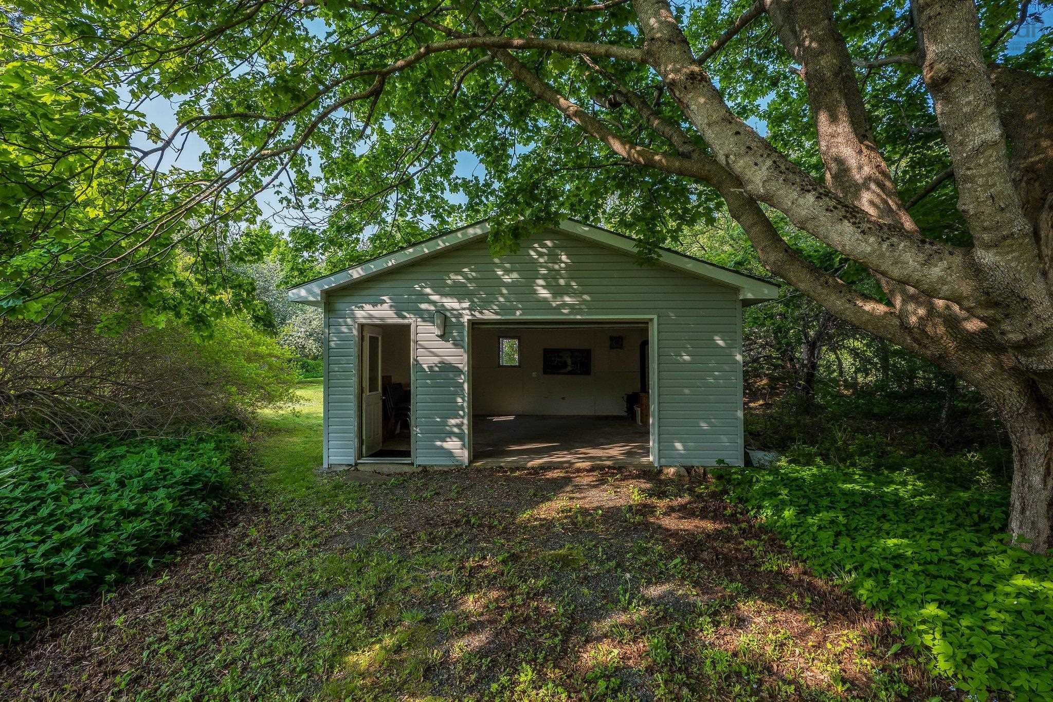 $424,900.00: 23 Rhyno Road, Head Of St. Margarets Bay
