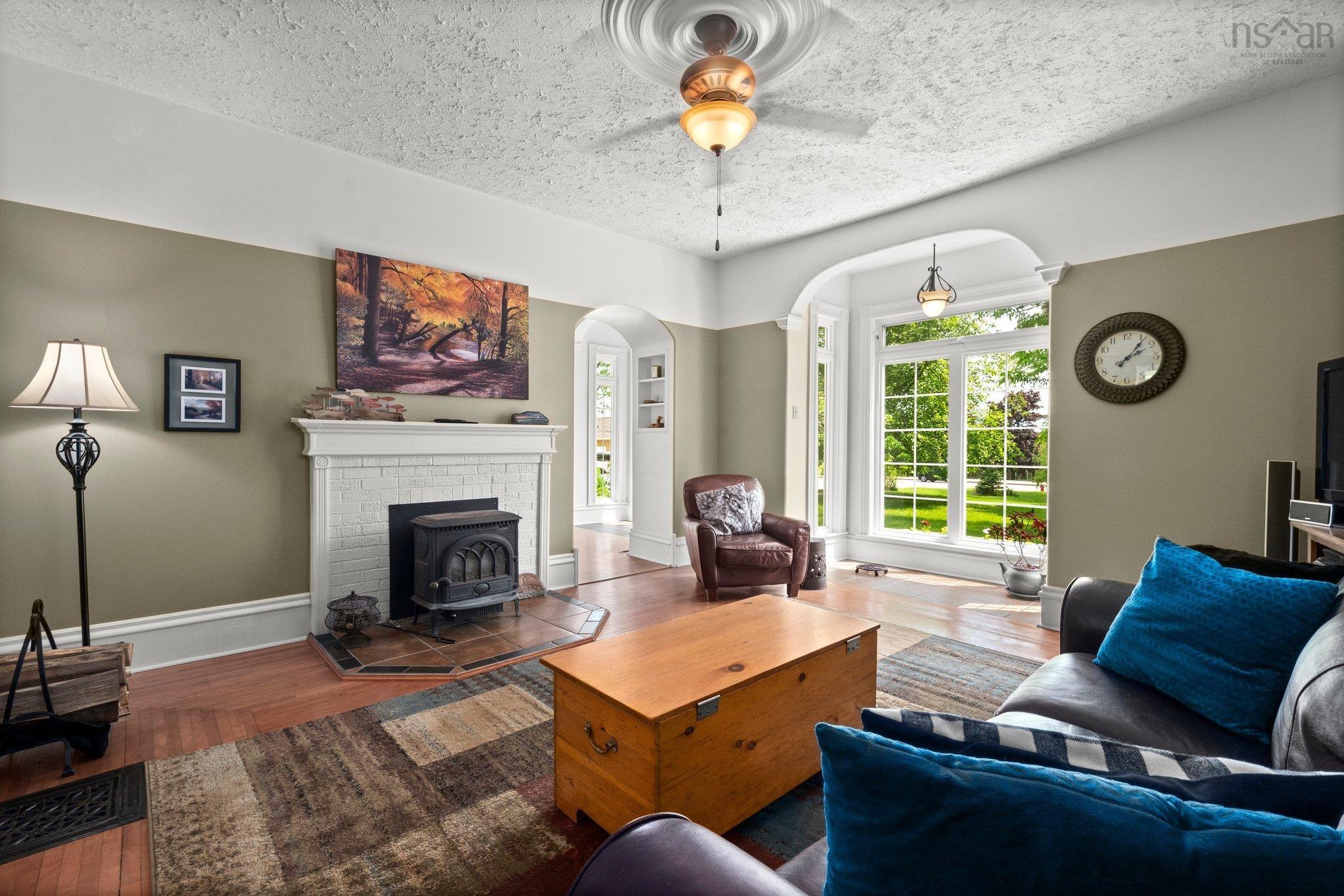 $598,000.00: 51 Wentworth Road, Windsor