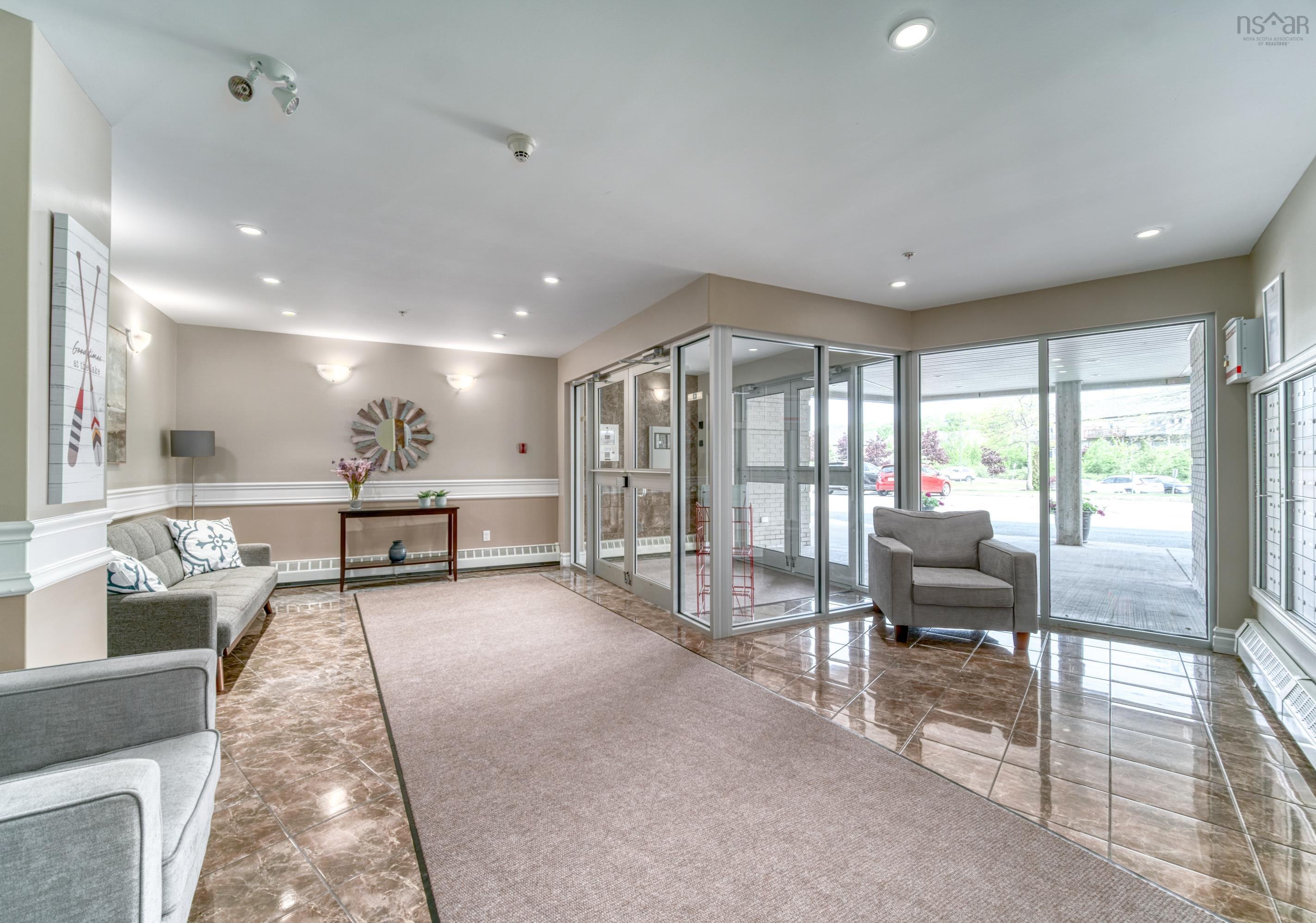 $599,000.00: 207 89 Pebblecreek Crescent, Dartmouth