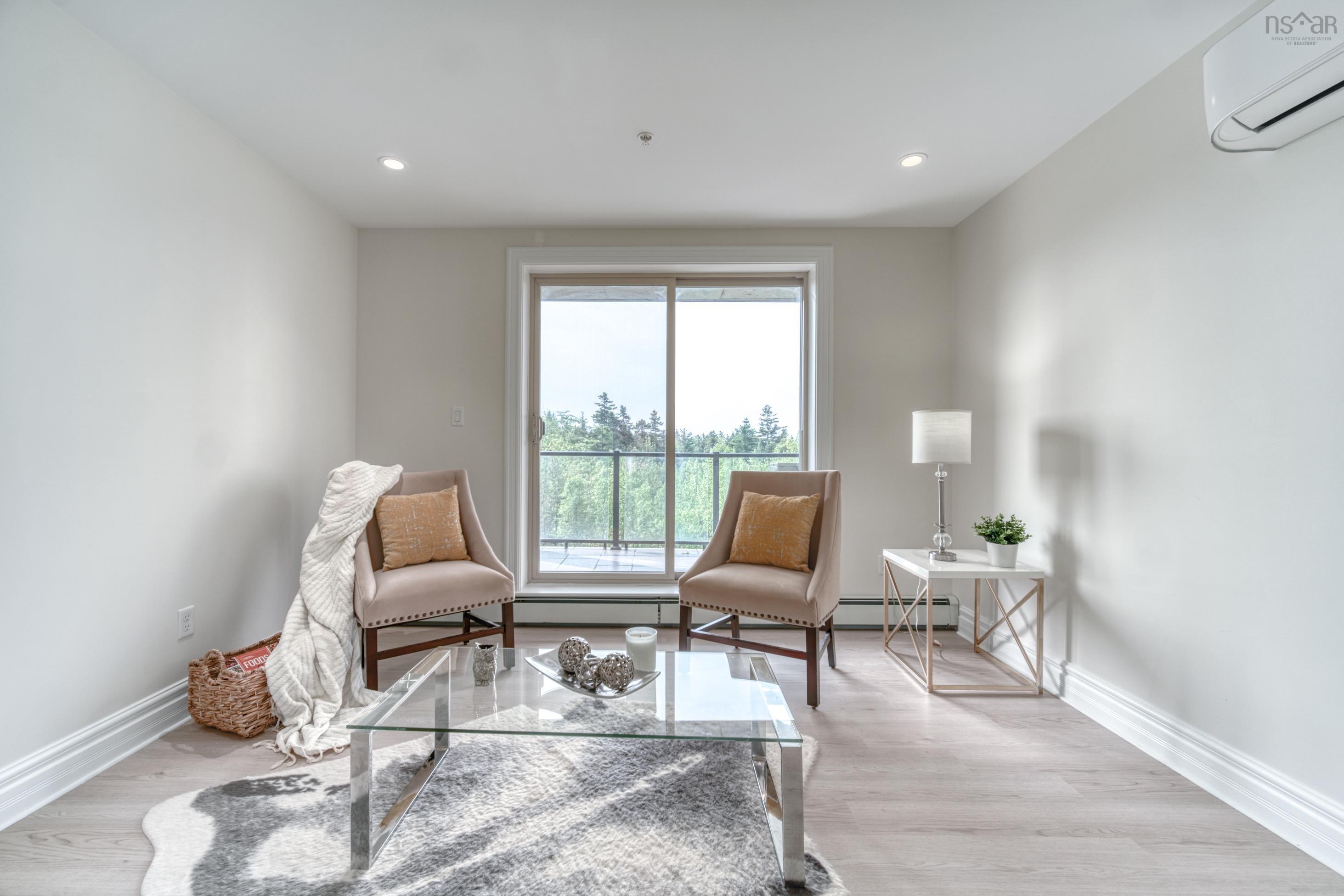 $599,000.00: 207 89 Pebblecreek Crescent, Dartmouth