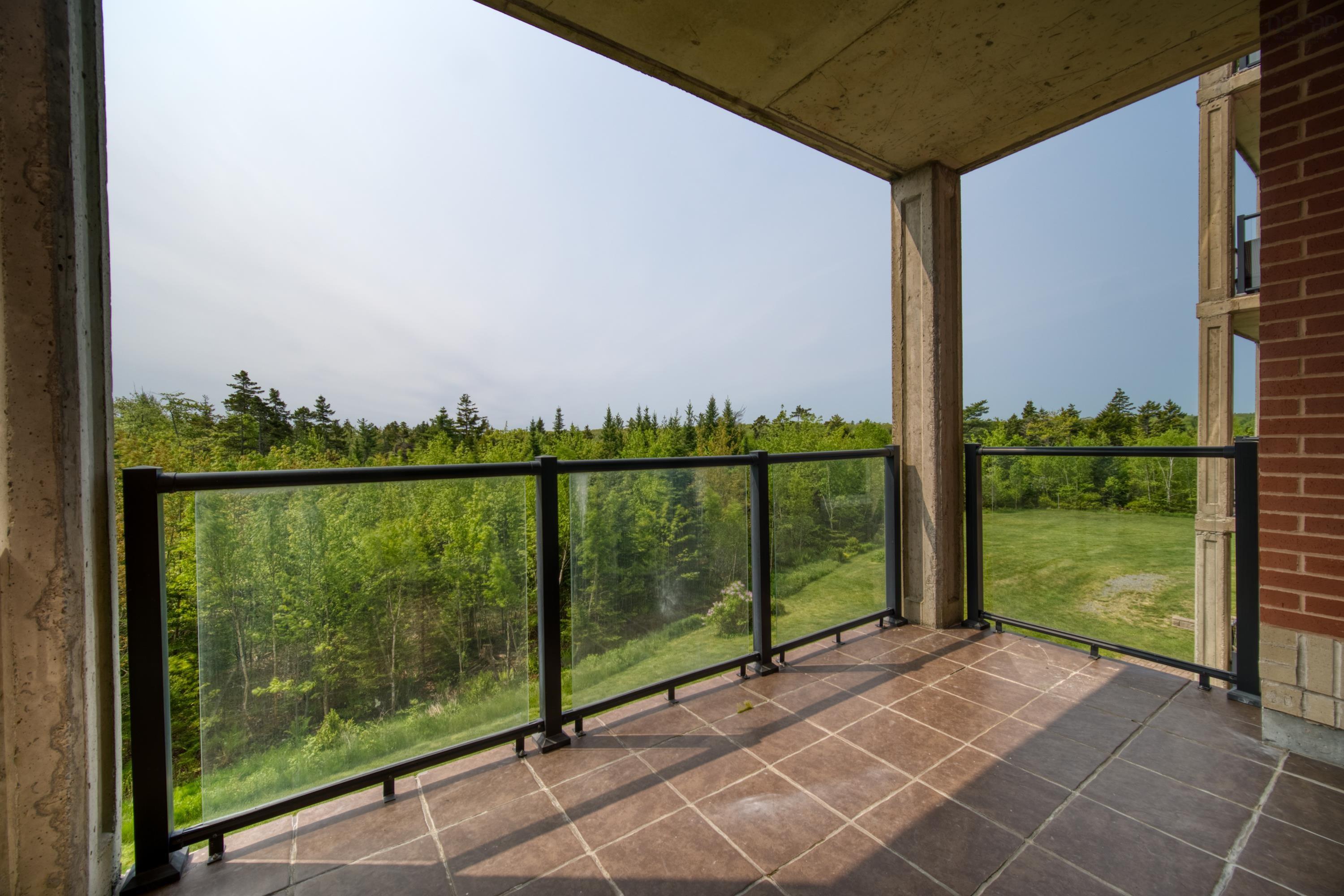 $599,000.00: 207 89 Pebblecreek Crescent, Dartmouth
