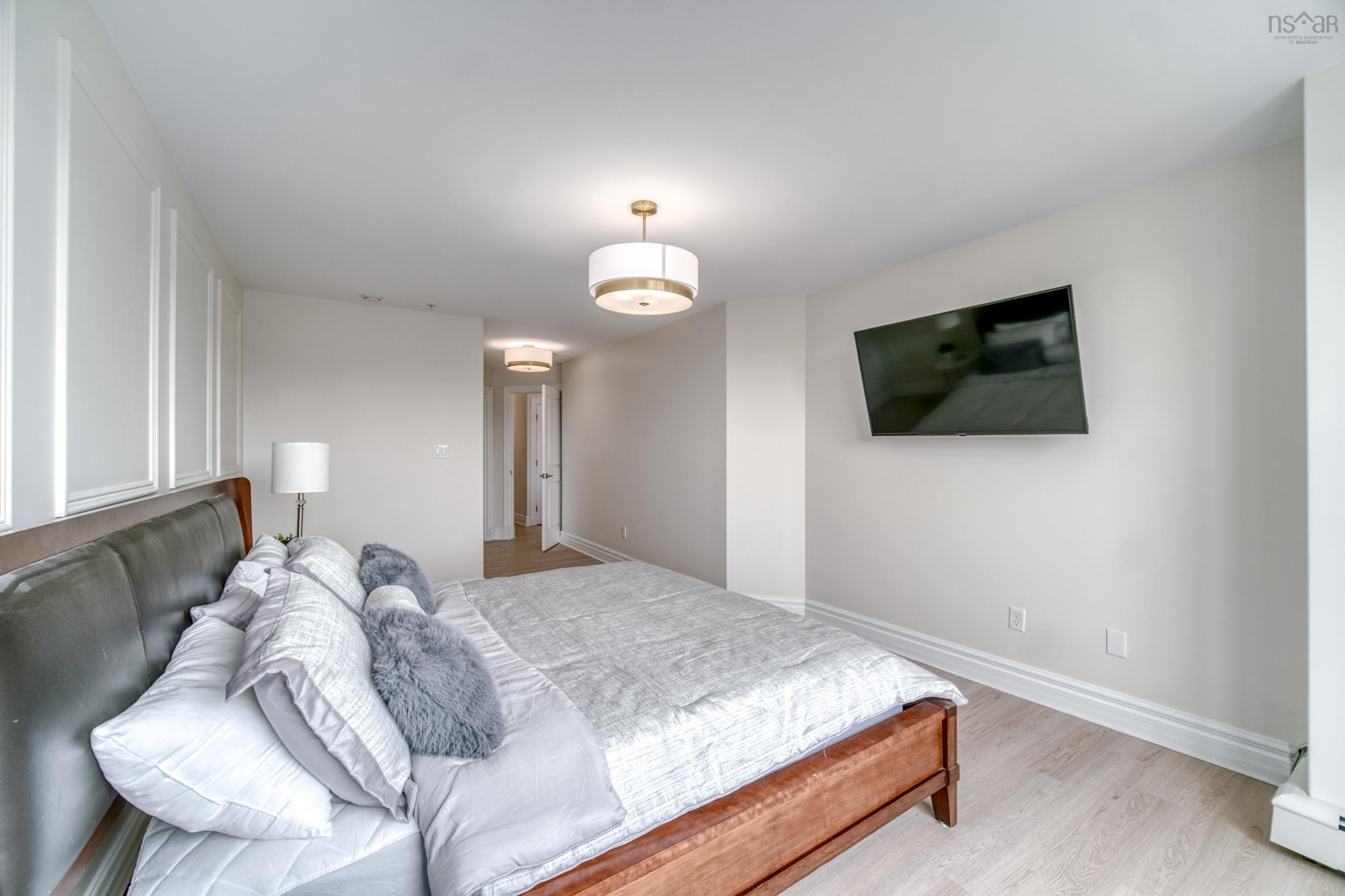 $599,000.00: 207 89 Pebblecreek Crescent, Dartmouth