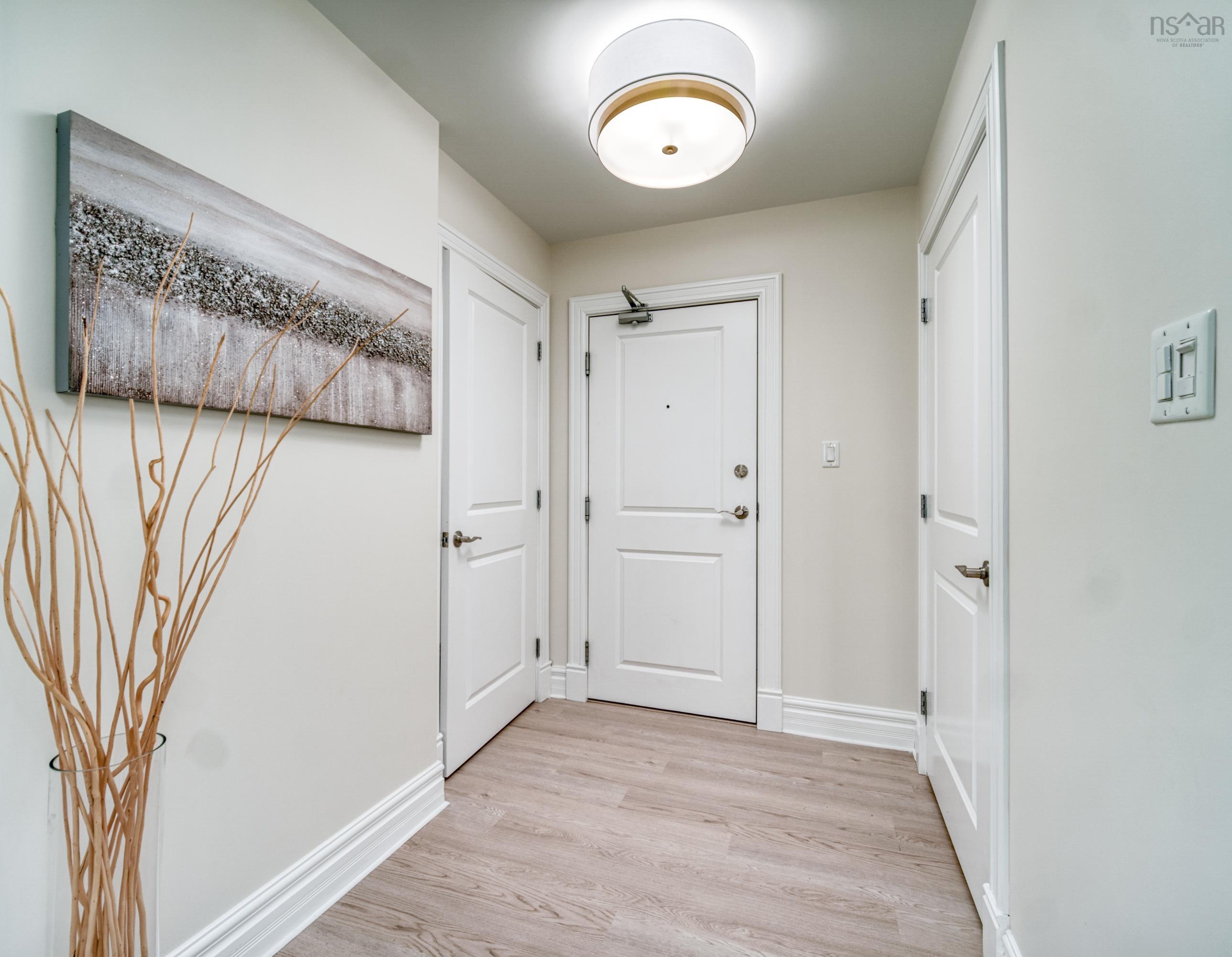 $599,000.00: 207 89 Pebblecreek Crescent, Dartmouth