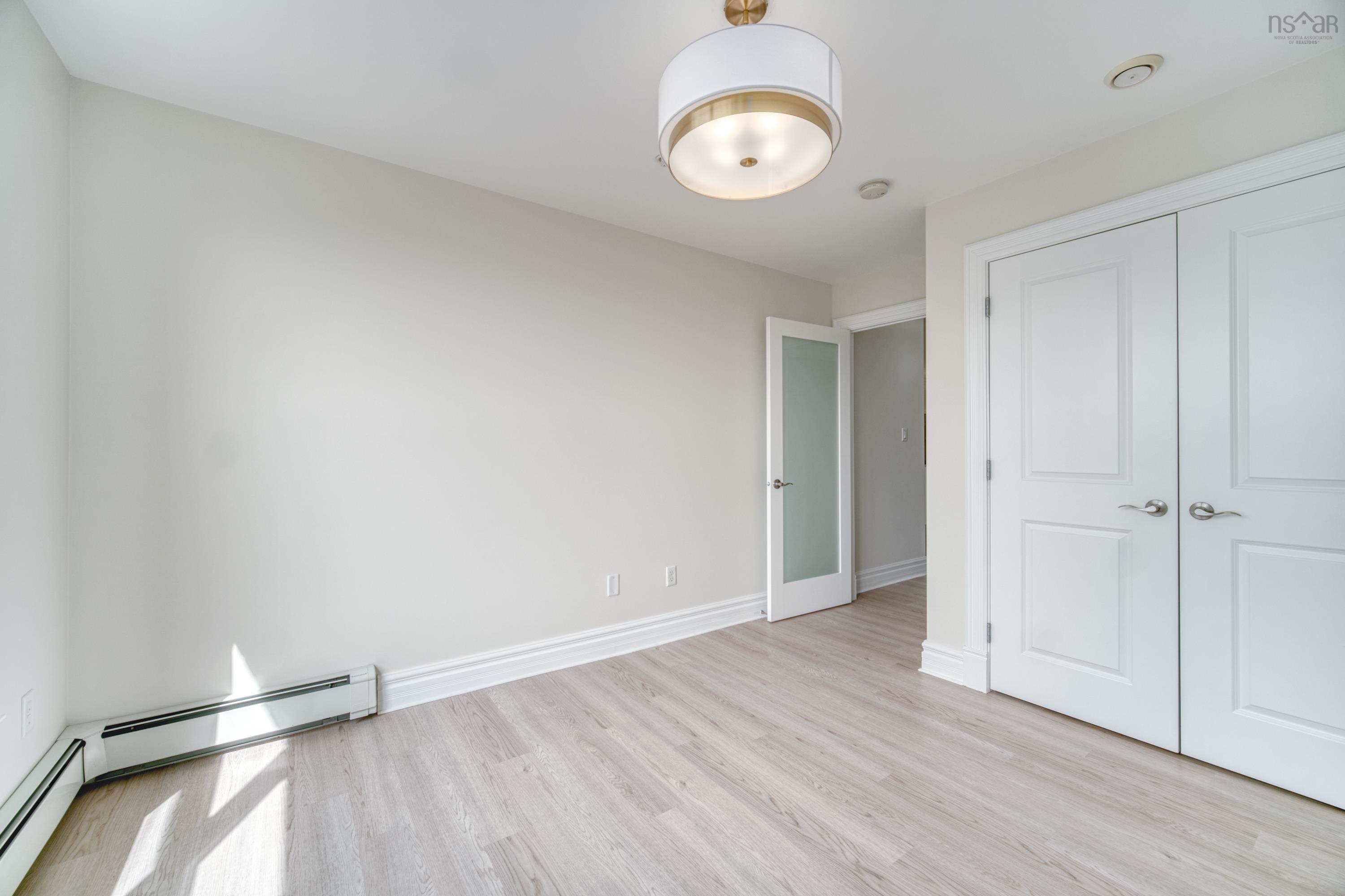 $599,000.00: 207 89 Pebblecreek Crescent, Dartmouth