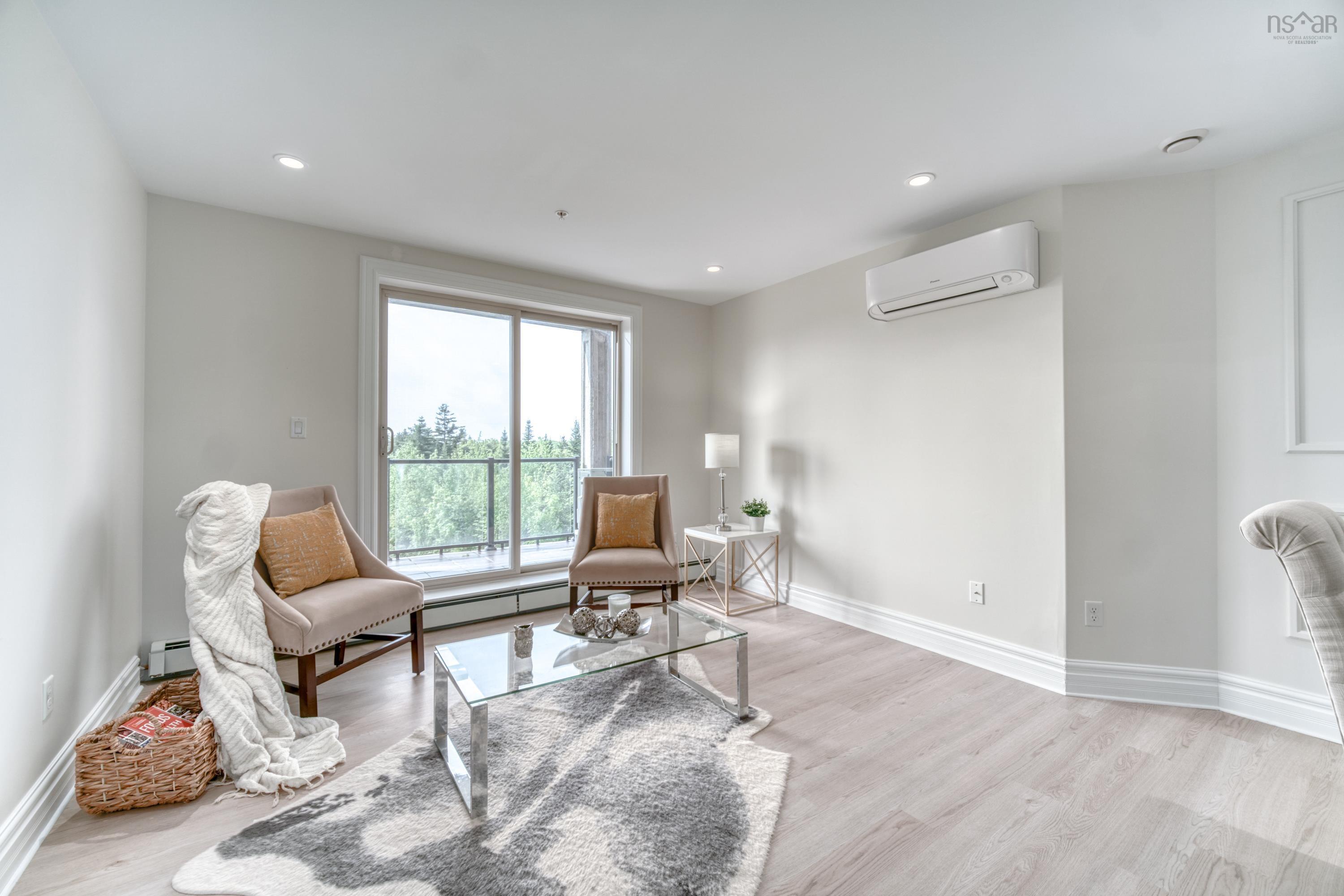 $599,000.00: 207 89 Pebblecreek Crescent, Dartmouth