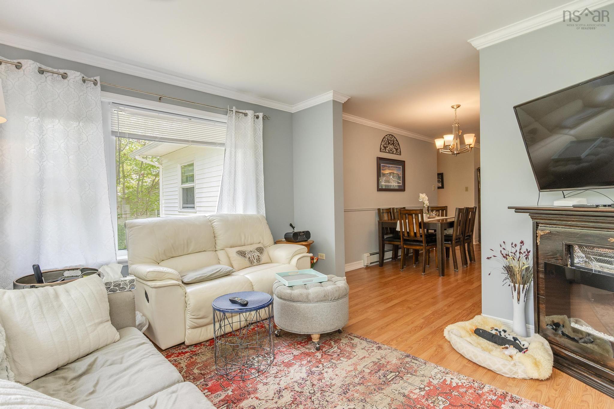 $430,000.00: 59 Winburn Ave, Bridgewater