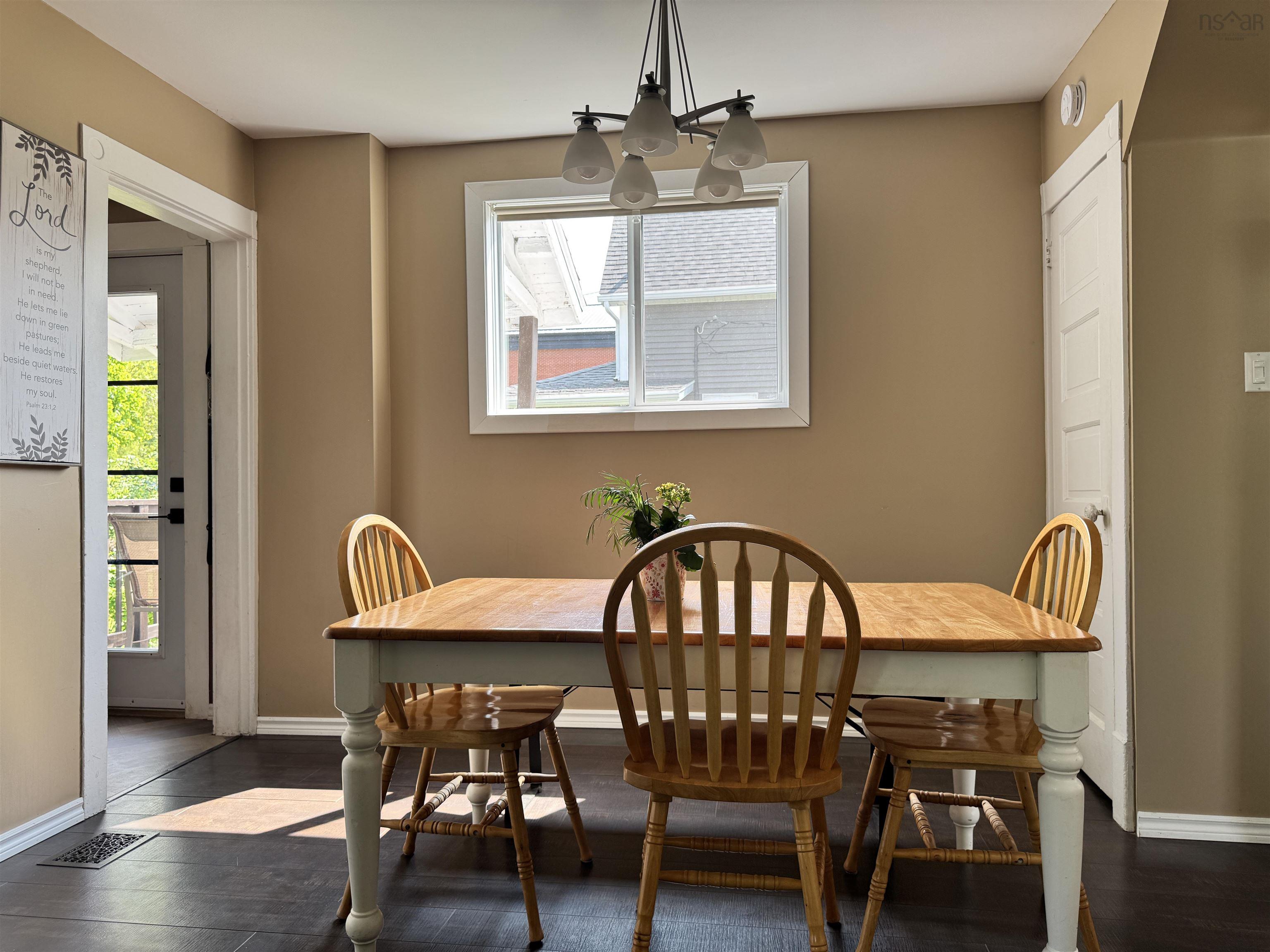 $220,000.00: 347 Brookside Avenue, New Glasgow