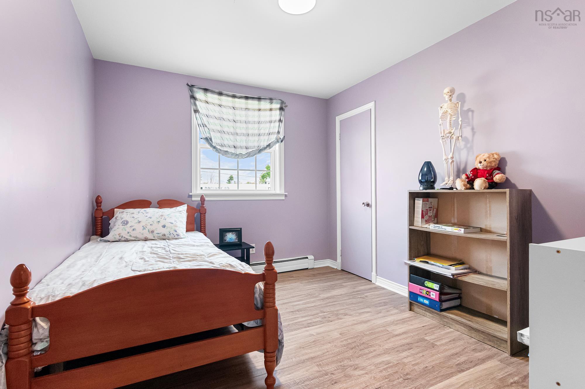 $479,900.00: 892 Portland Street, Dartmouth