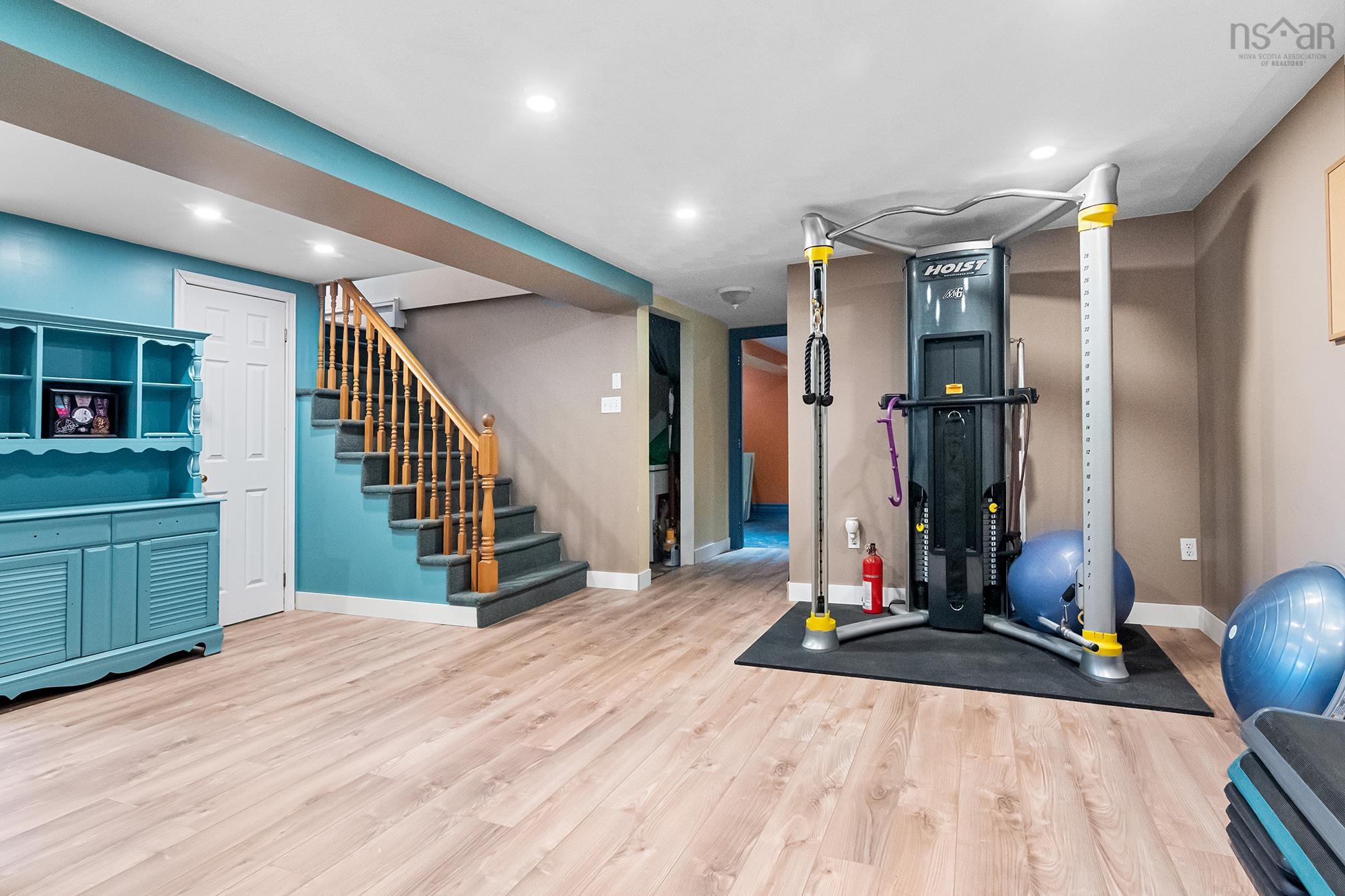 $479,900.00: 892 Portland Street, Dartmouth