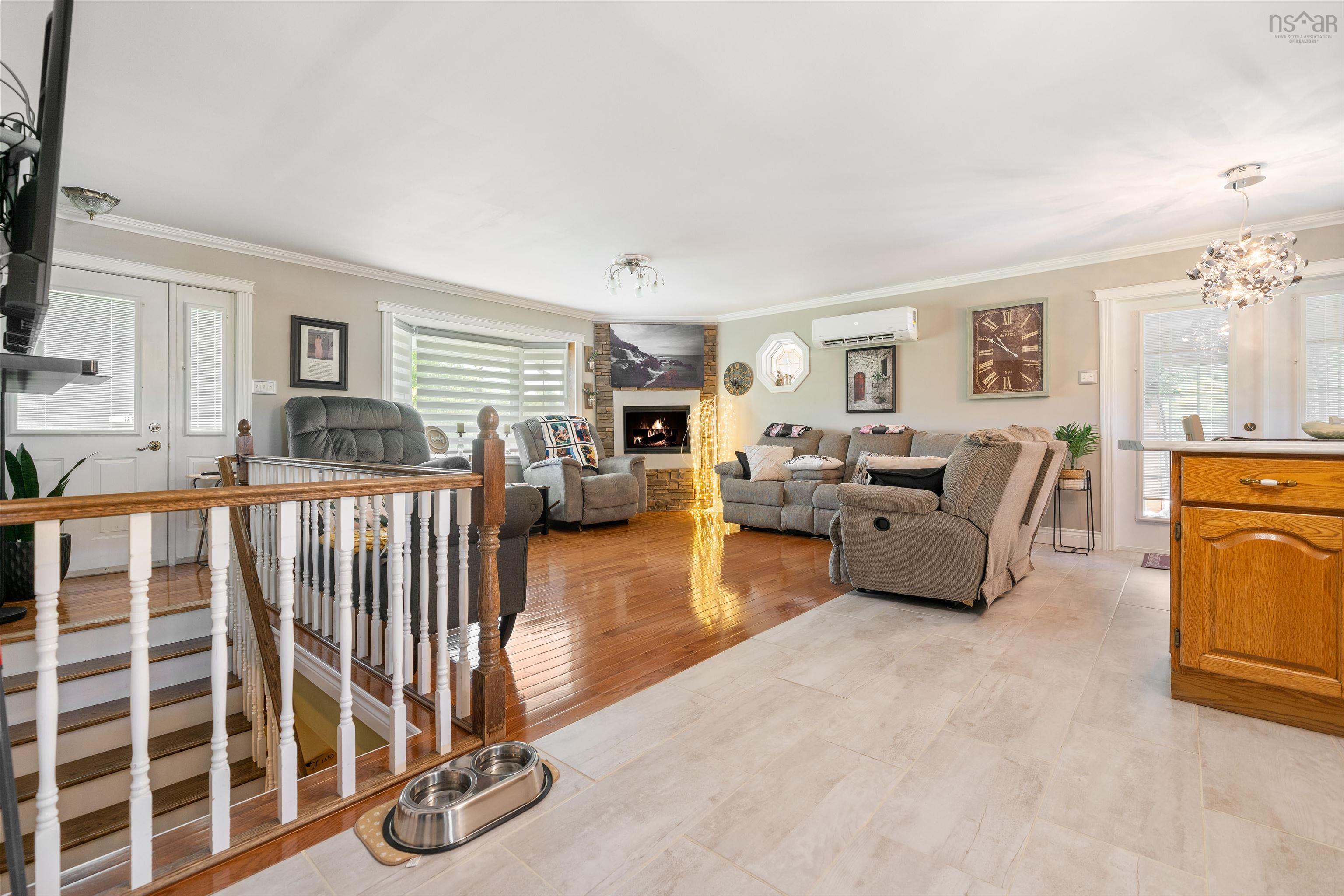 $489,000.00: 759 Foxbrook Road, Foxbrook