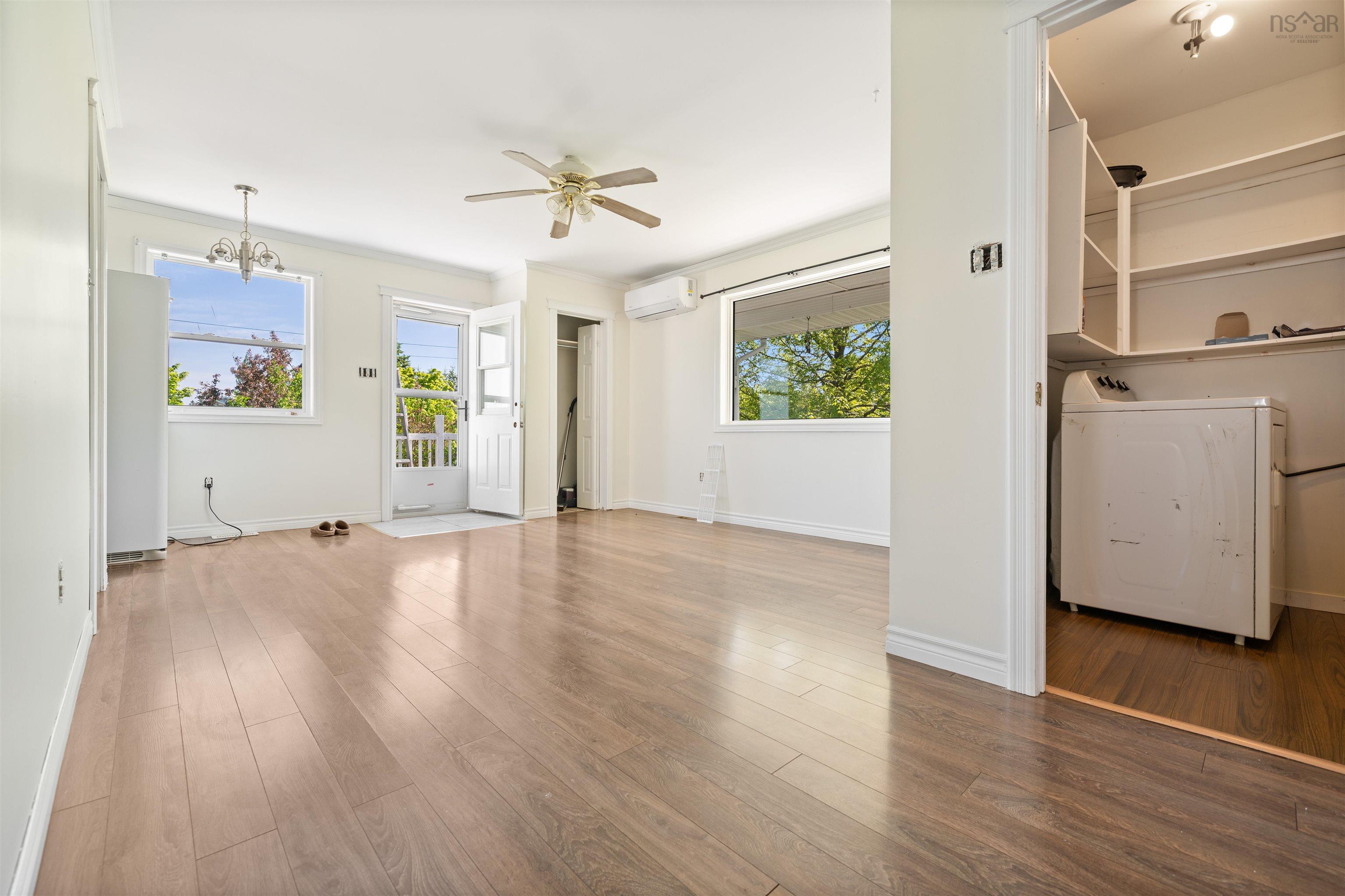 $489,000.00: 759 Foxbrook Road, Foxbrook