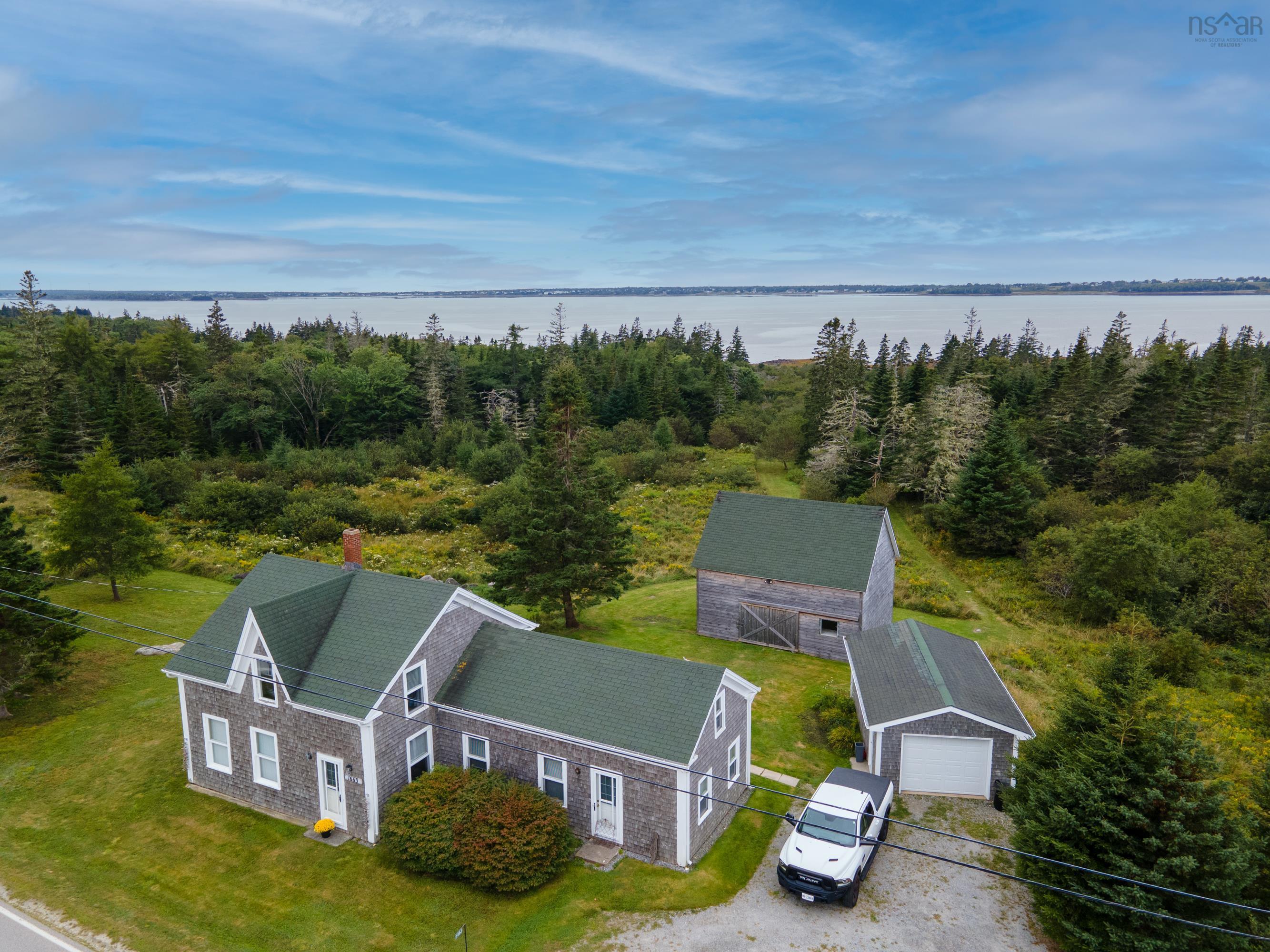$499,999.00: 1663 Highway 3, East Pubnico