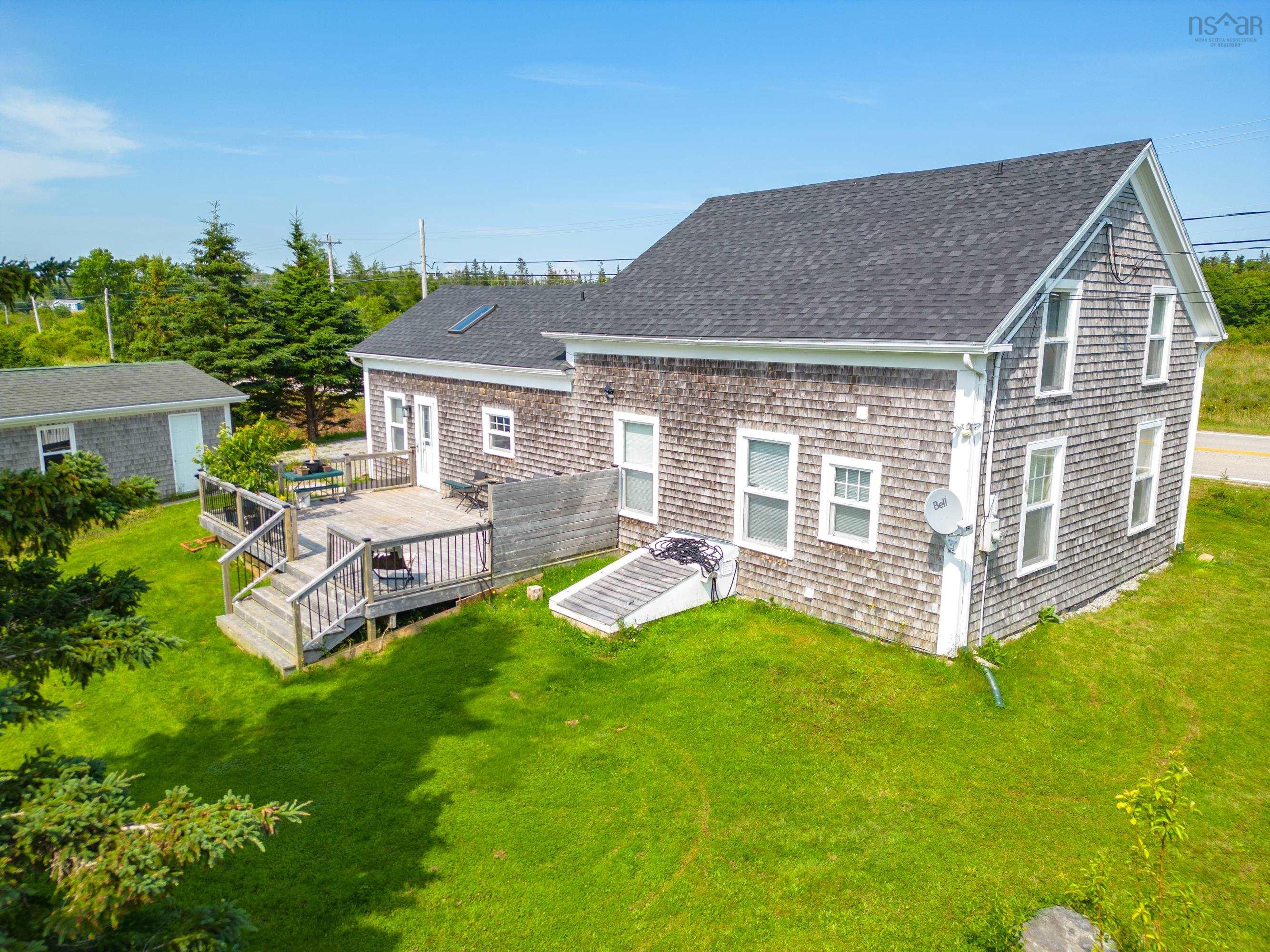 $499,999.00: 1663 Highway 3, East Pubnico