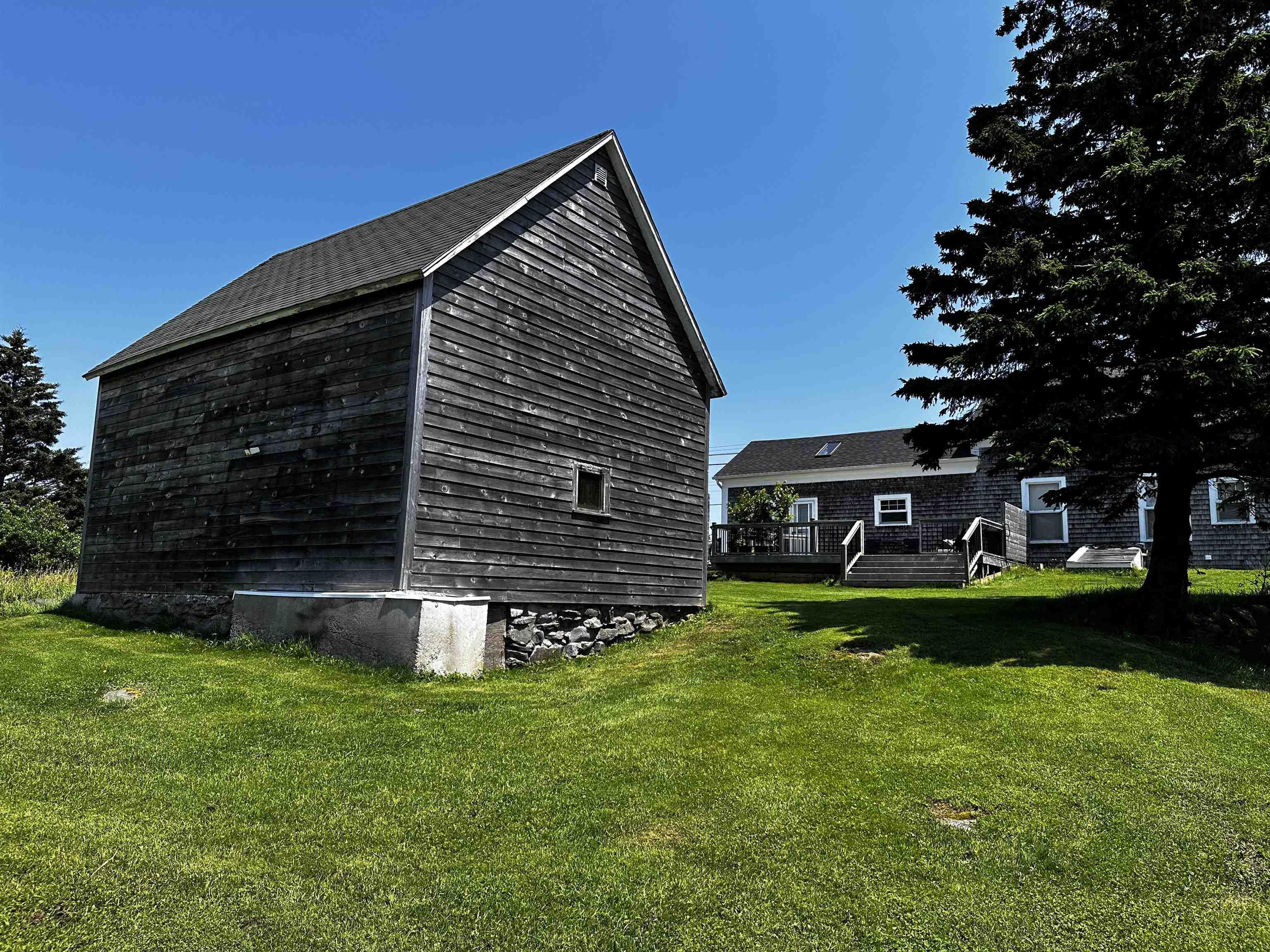 $499,999.00: 1663 Highway 3, East Pubnico