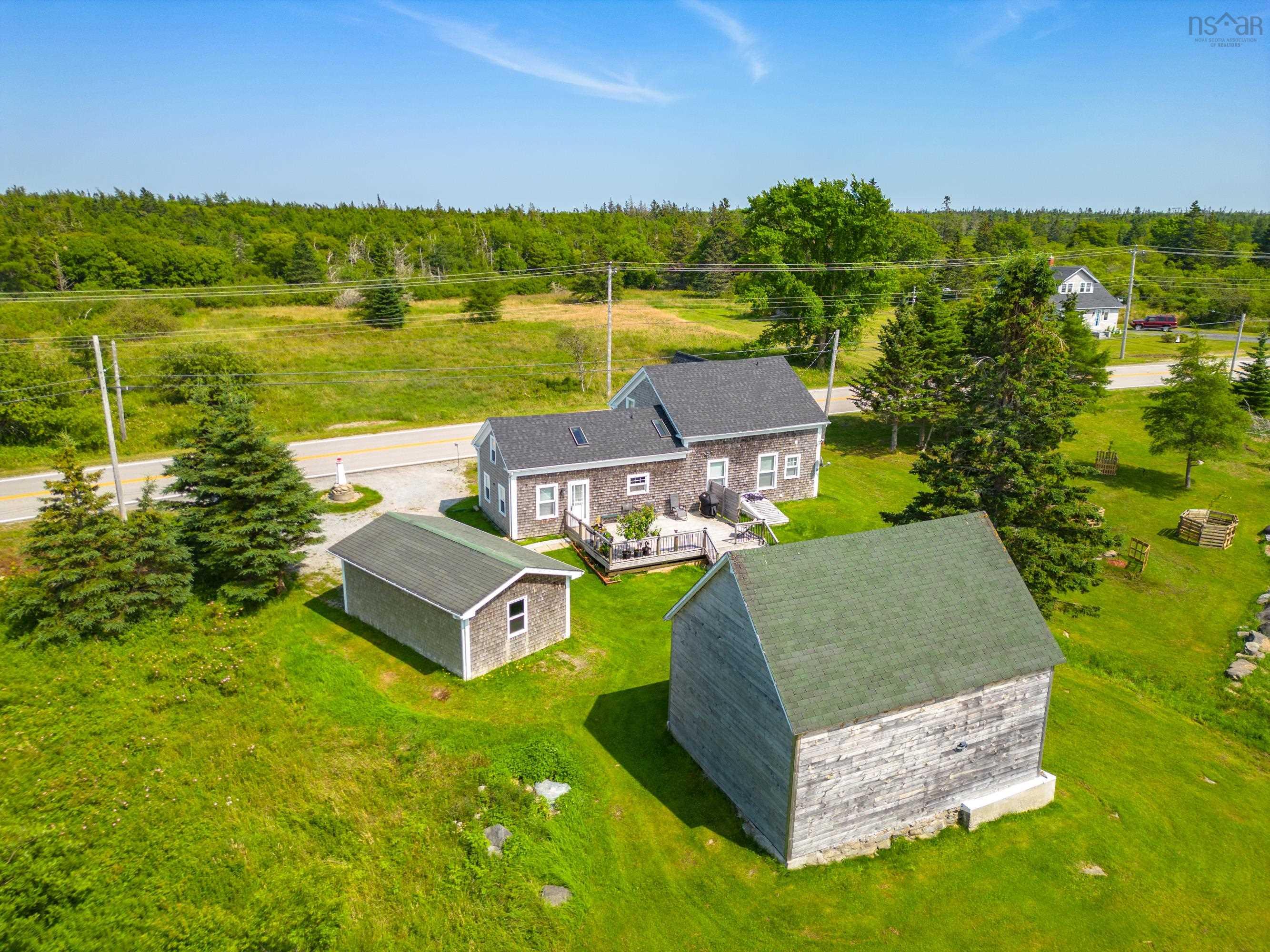 $499,999.00: 1663 Highway 3, East Pubnico