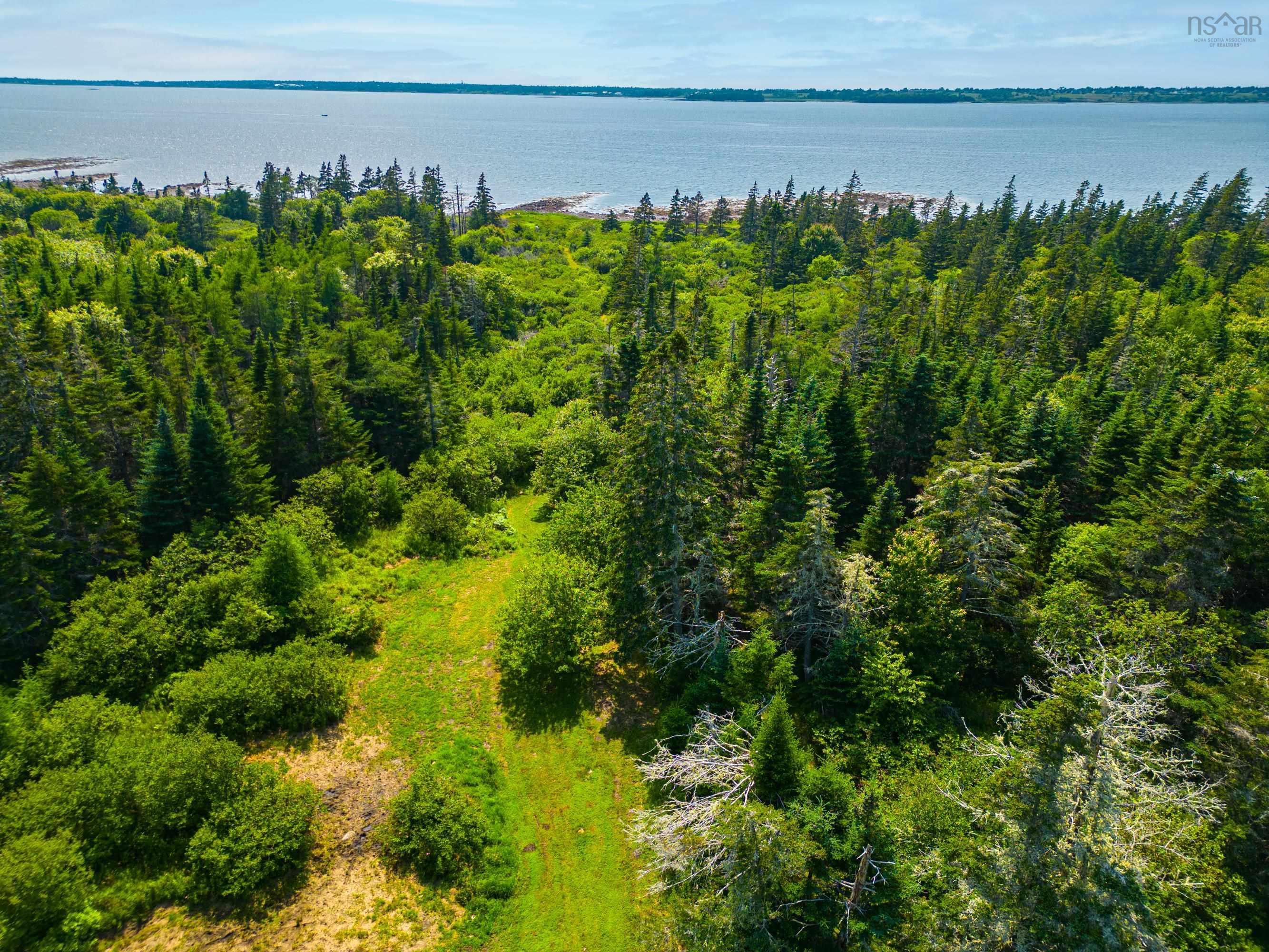 $499,999.00: 1663 Highway 3, East Pubnico