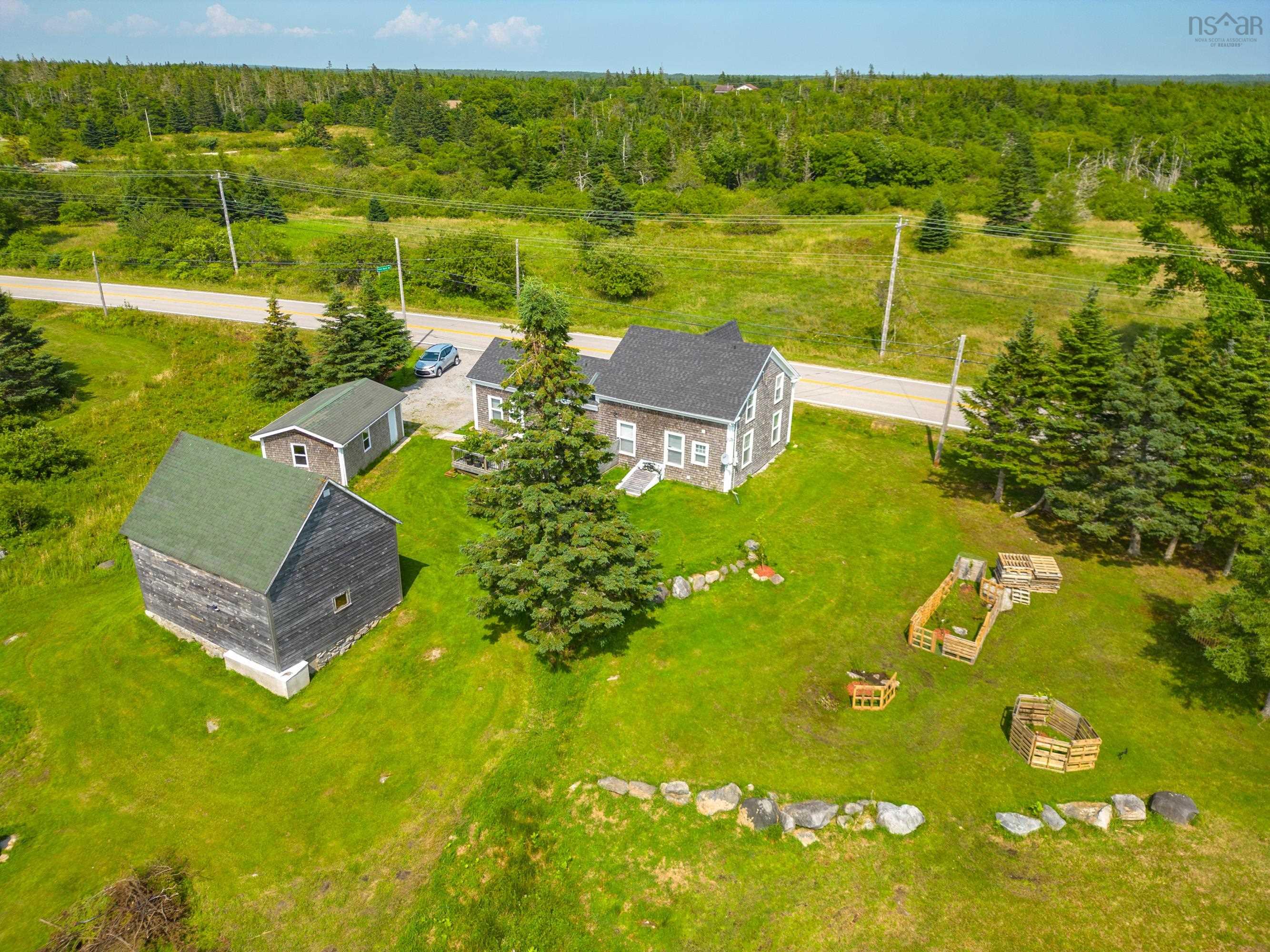 $499,999.00: 1663 Highway 3, East Pubnico