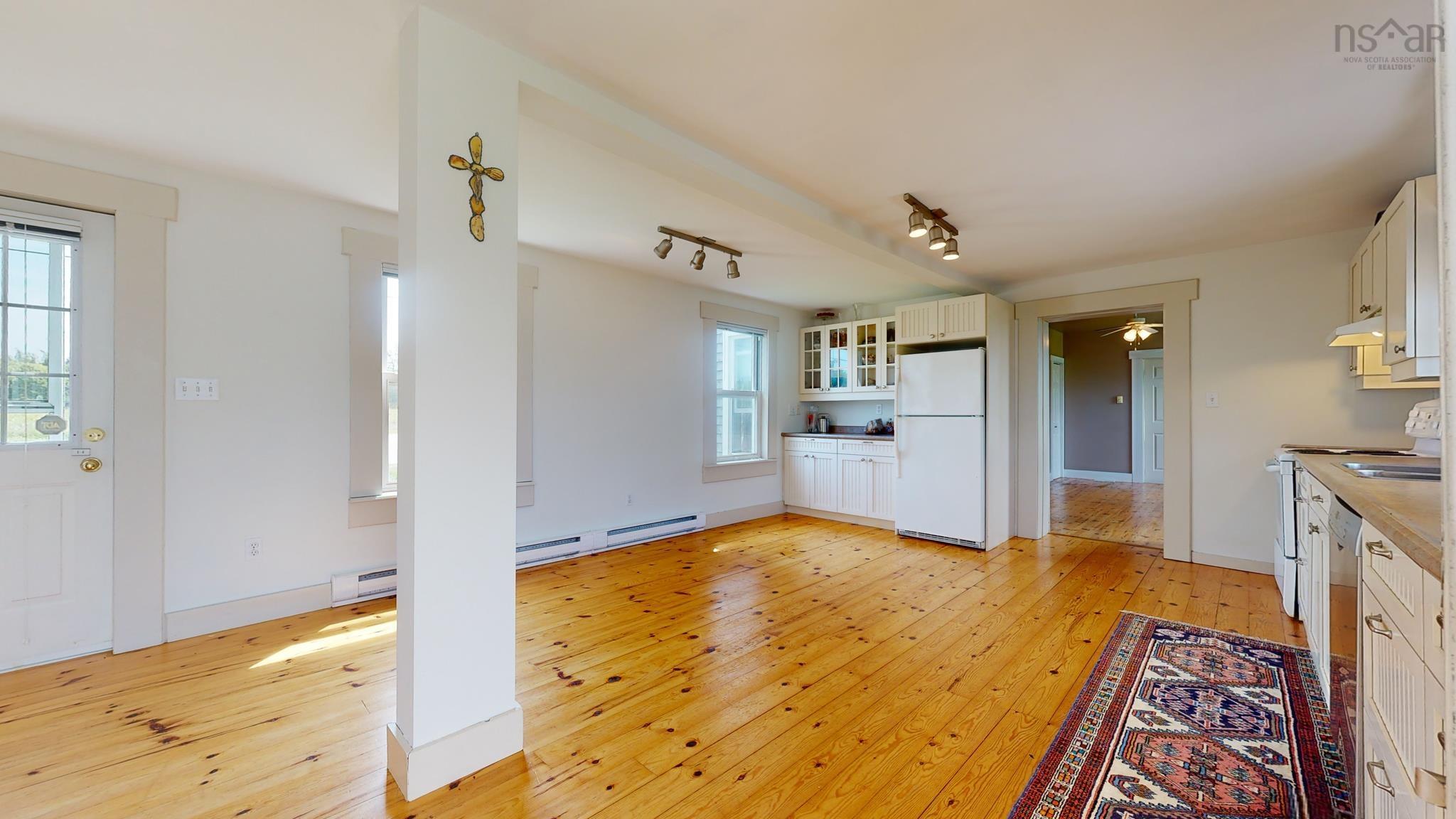 $499,999.00: 1663 Highway 3, East Pubnico