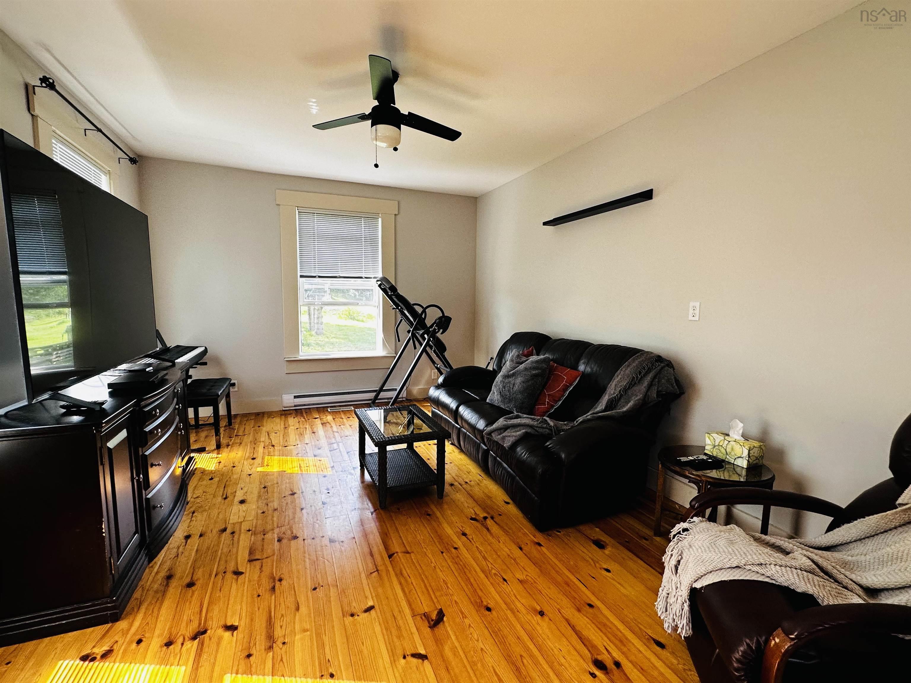 $499,999.00: 1663 Highway 3, East Pubnico