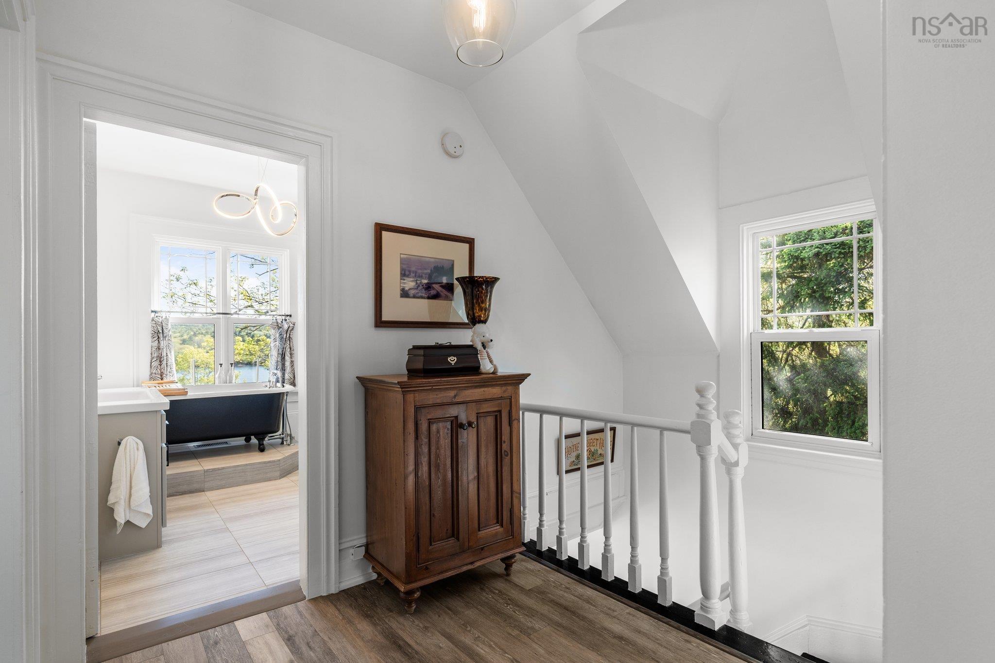 $1,199,000.00: 20 Wilkies Cove Road, Middle Lahave